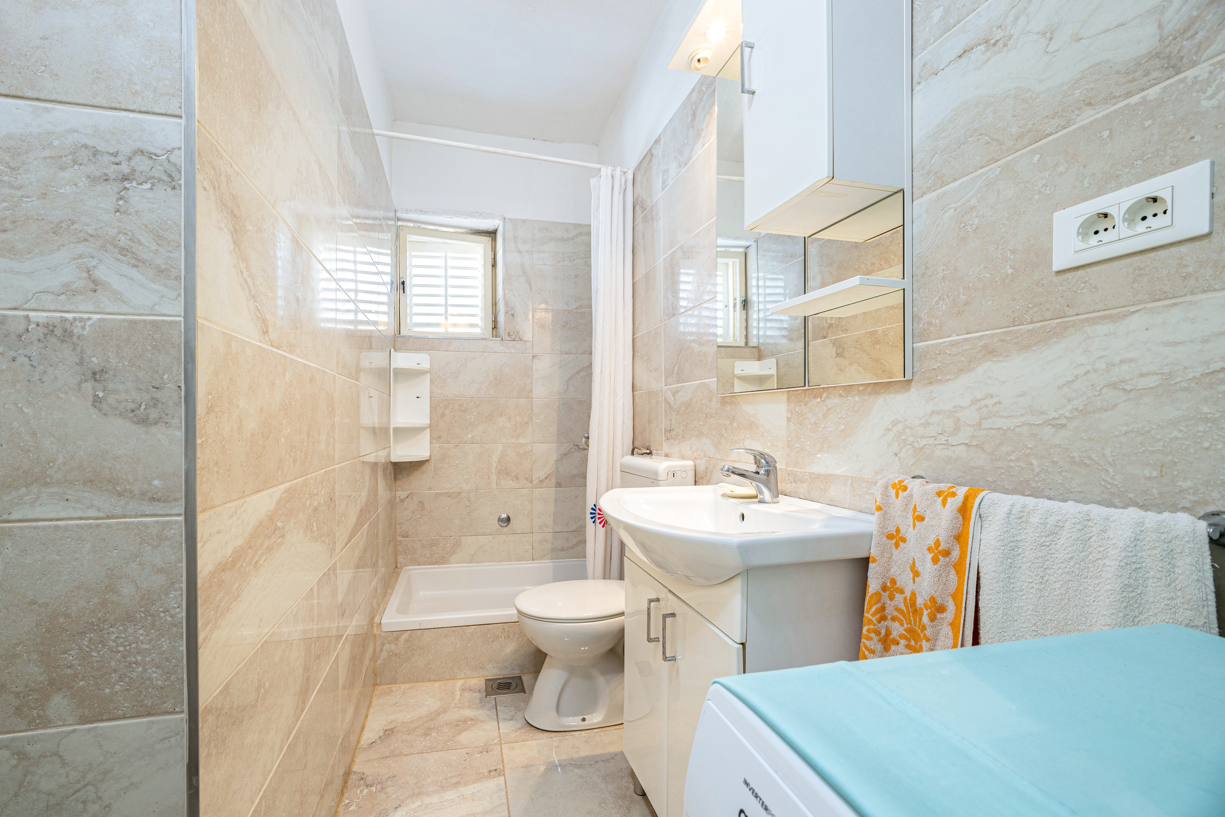 Two bedroom apartment with balcony Tučepi, Makarska  A-a