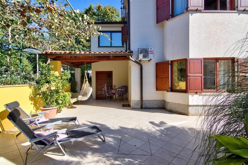 One bedroom apartment with air-conditioning Štinjan (Pula) (A-22939-b)