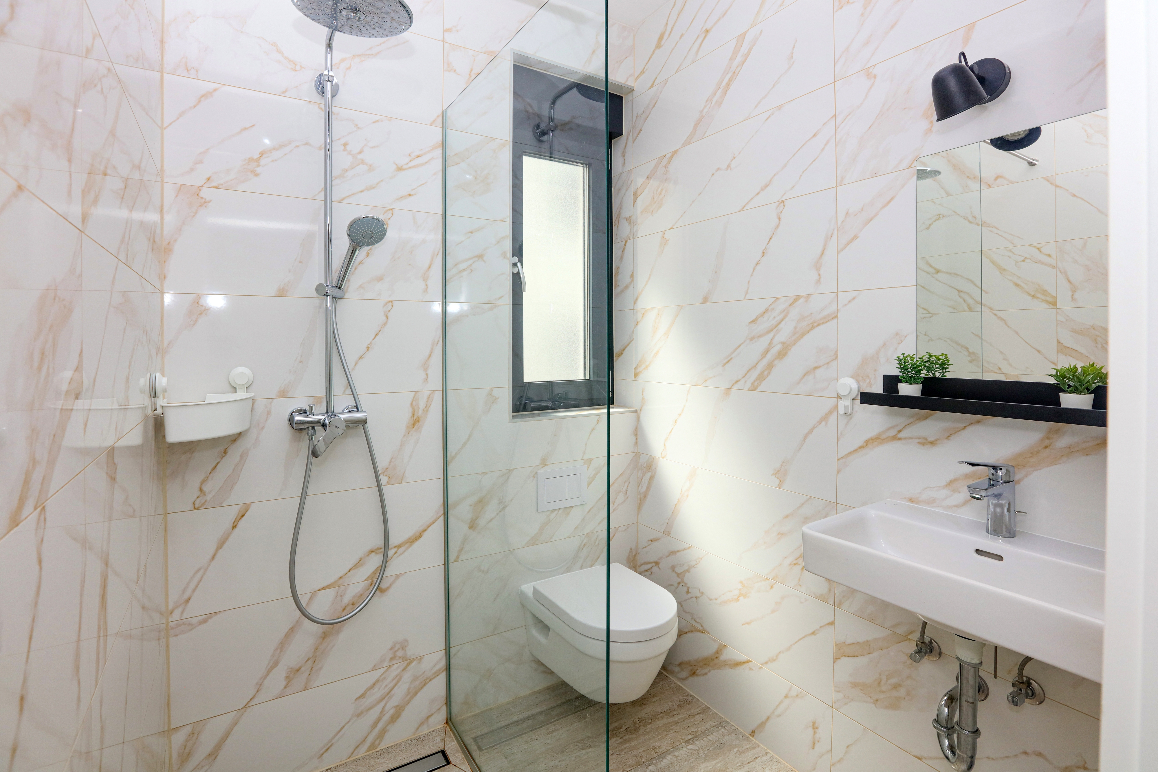 Three bedroom apartment with air-conditioning Murter  A-a