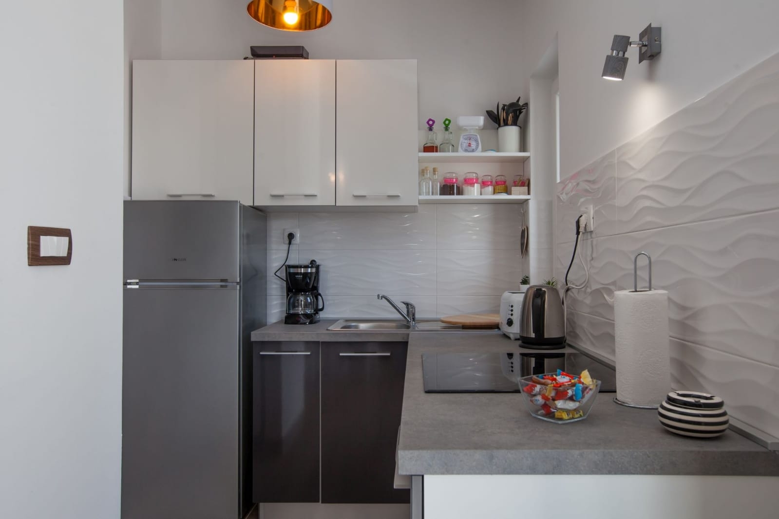 Two bedroom house with terrace and sea view Sevid, Trogir  K