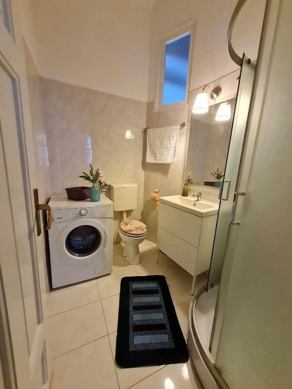 One bedroom apartment with terrace Pula  A-a