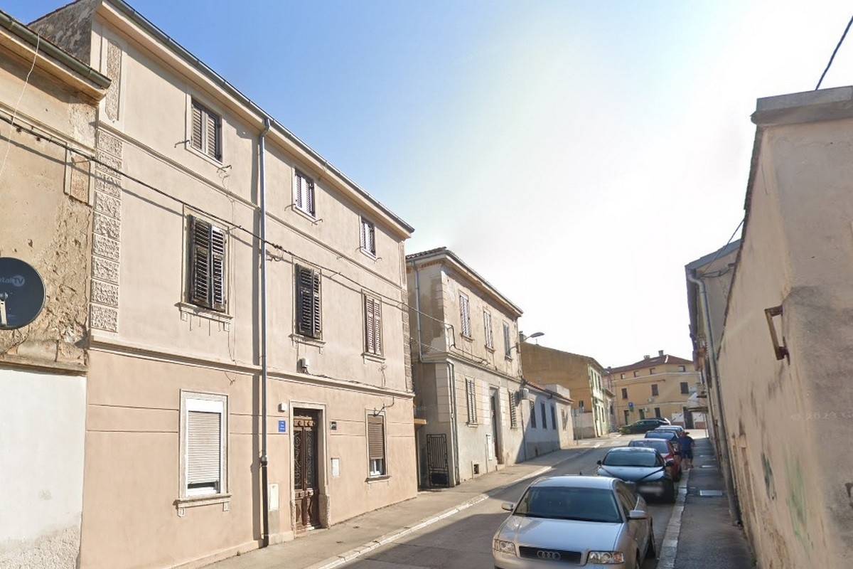 One bedroom apartment with terrace Pula (A-22955-a) One bedroom apartment with terrace Pula (A-22955-a)
