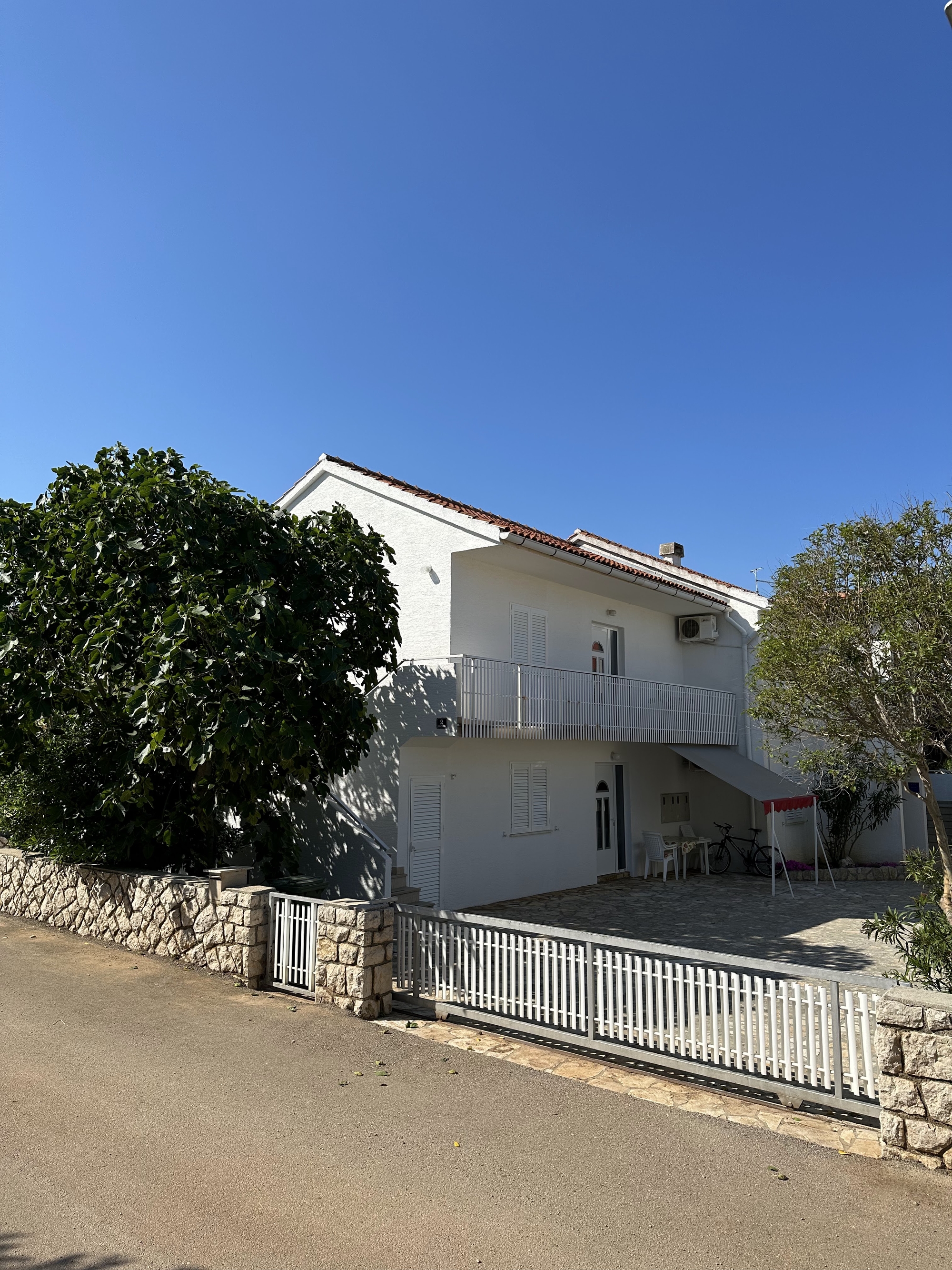 Dvosobni apartman s terasom Novalja, Pag  A-e