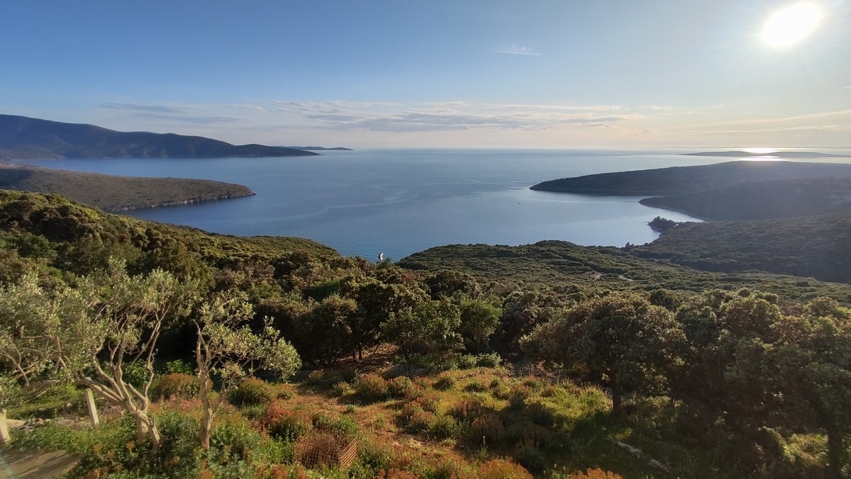 Three bedroom house with terrace and sea view Ustrine, Cres  K