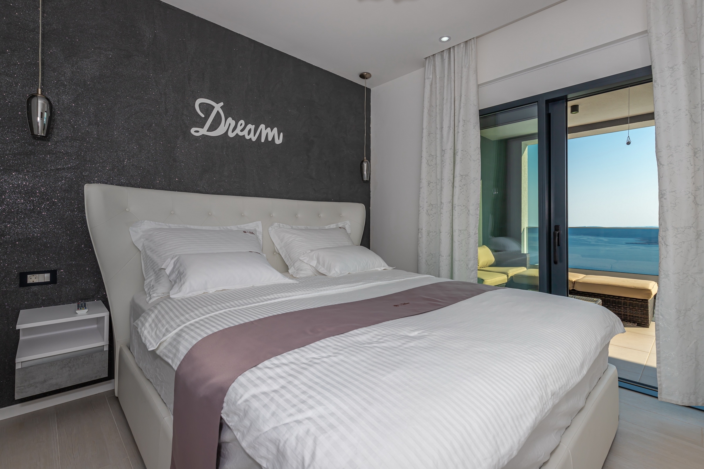 Four bedroom house with terrace and sea view Crikvenica  K