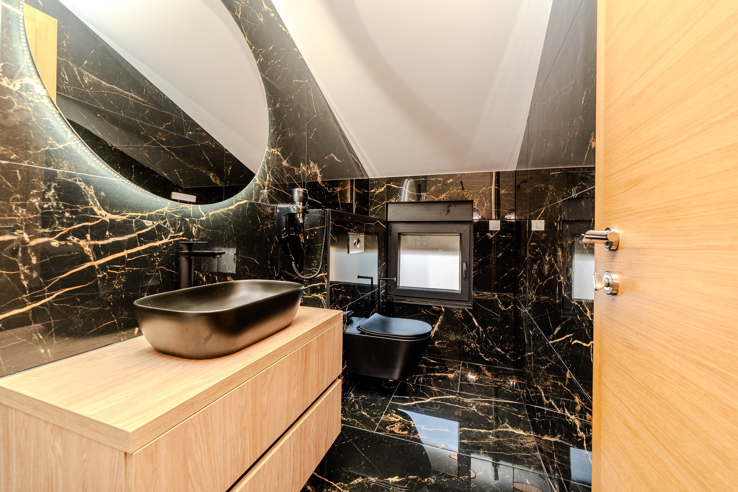 Two bedroom apartment with terrace Vir - Kozjak, Vir  A-c