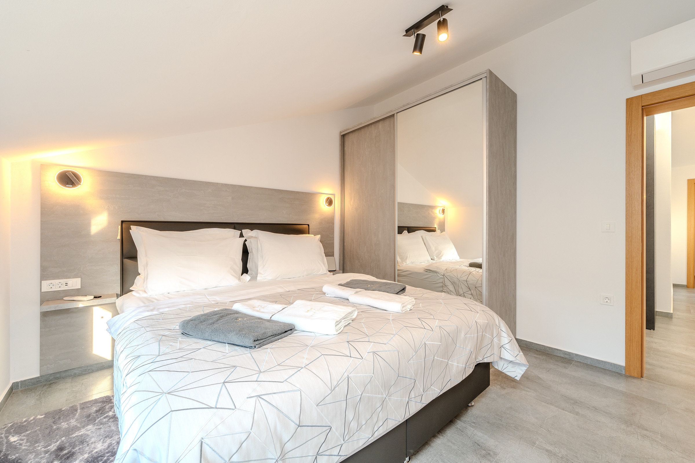 Top Vir Vir - Kozjak Top Vir Vir - Kozjak