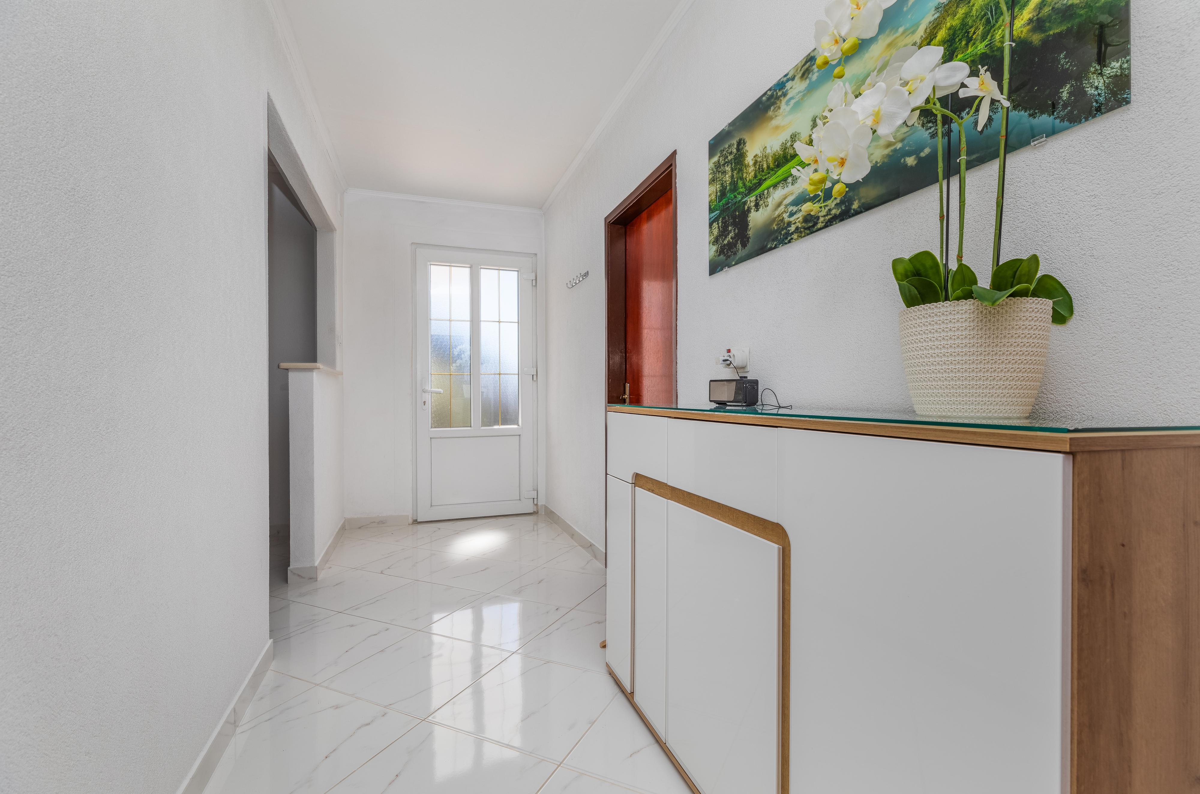 Three bedroom apartment with terrace and sea view Makarska  A-a