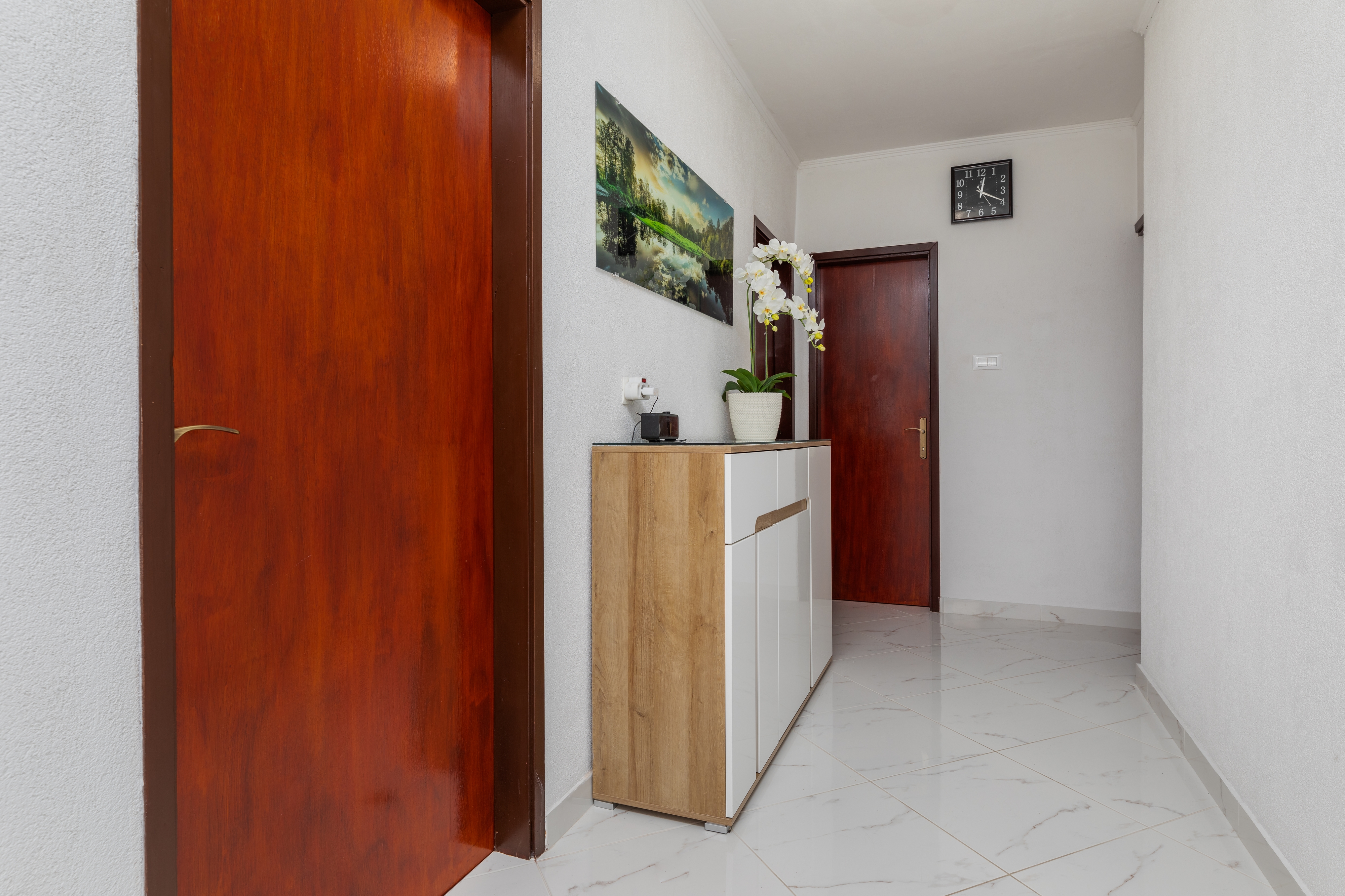 Three bedroom apartment with terrace and sea view Makarska  A-a