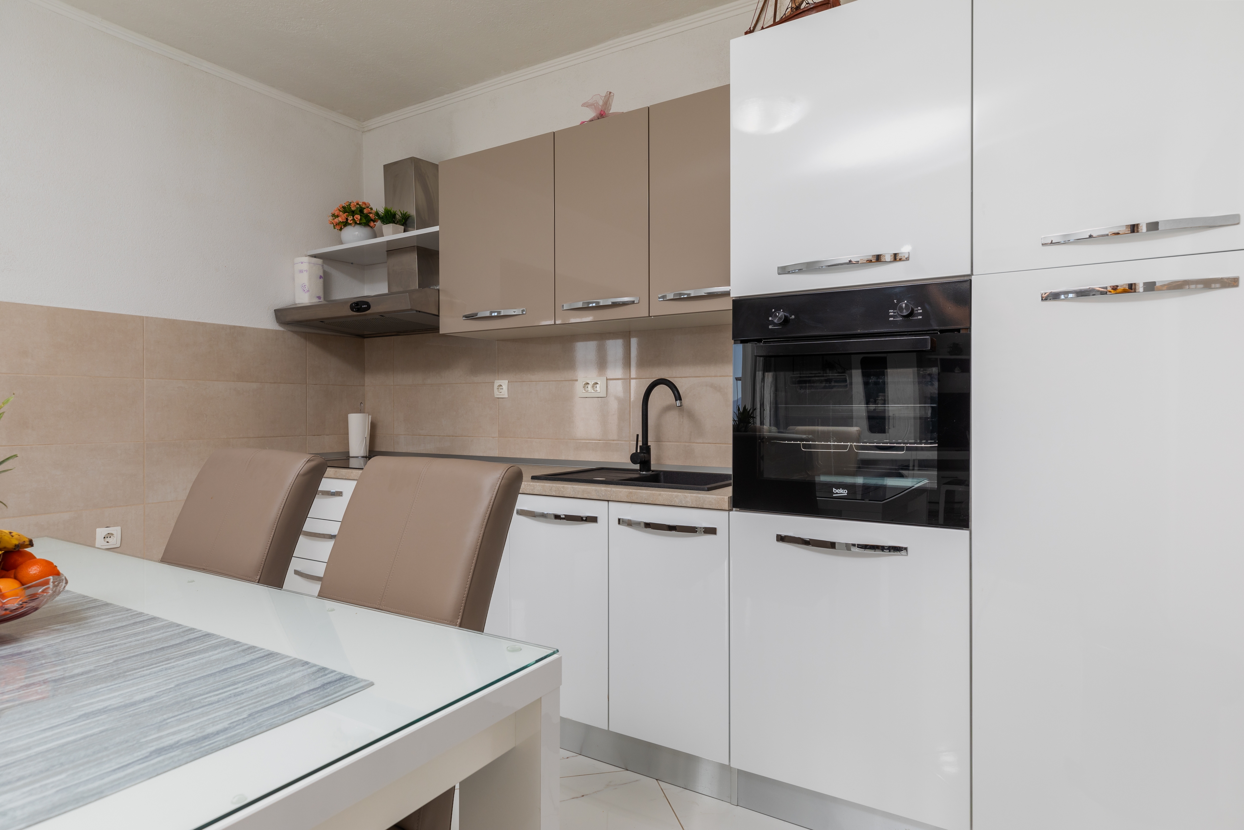 Three bedroom apartment with terrace and sea view Makarska  A-a