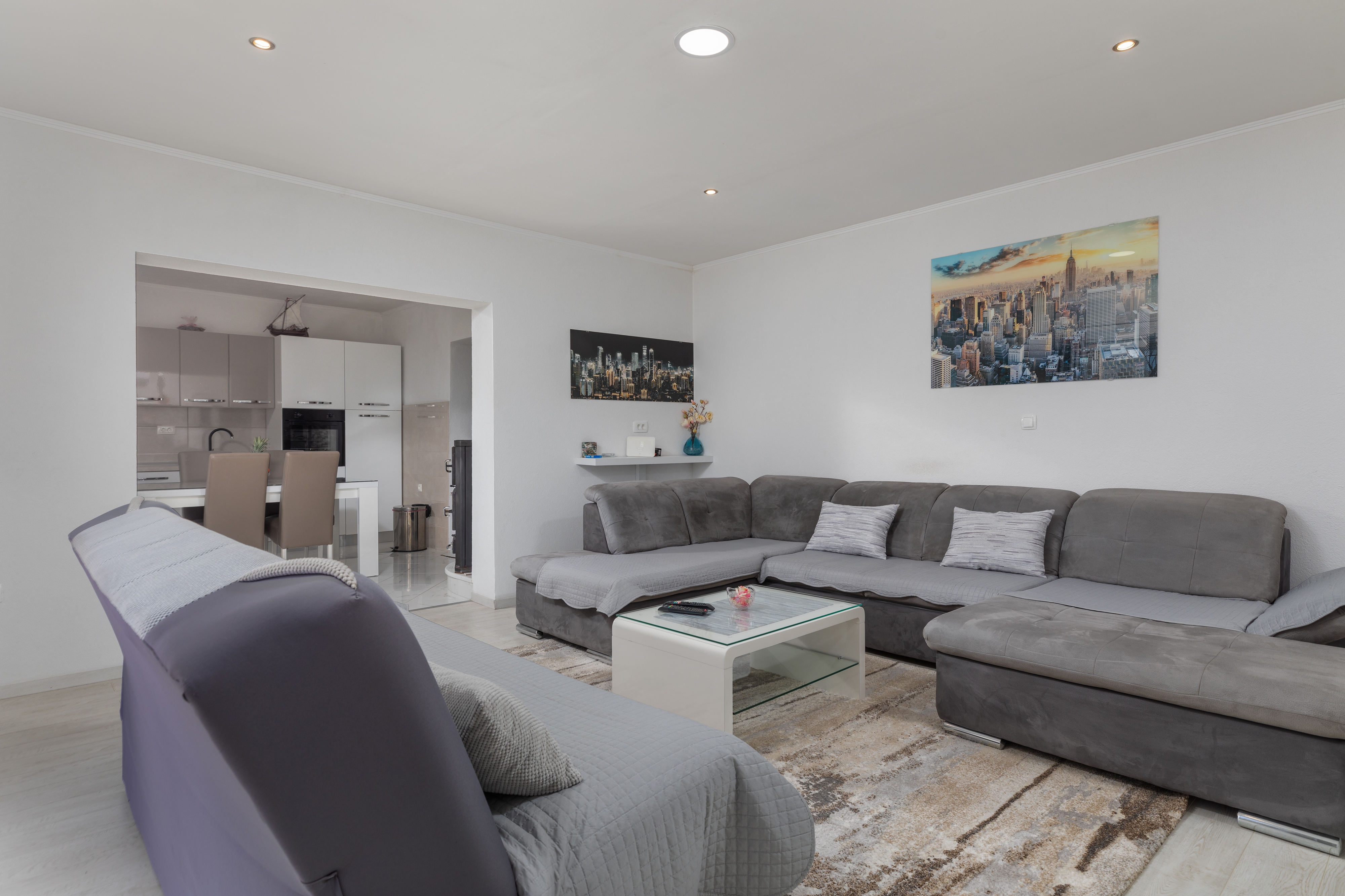 Three bedroom apartment with terrace and sea view Makarska  A-a