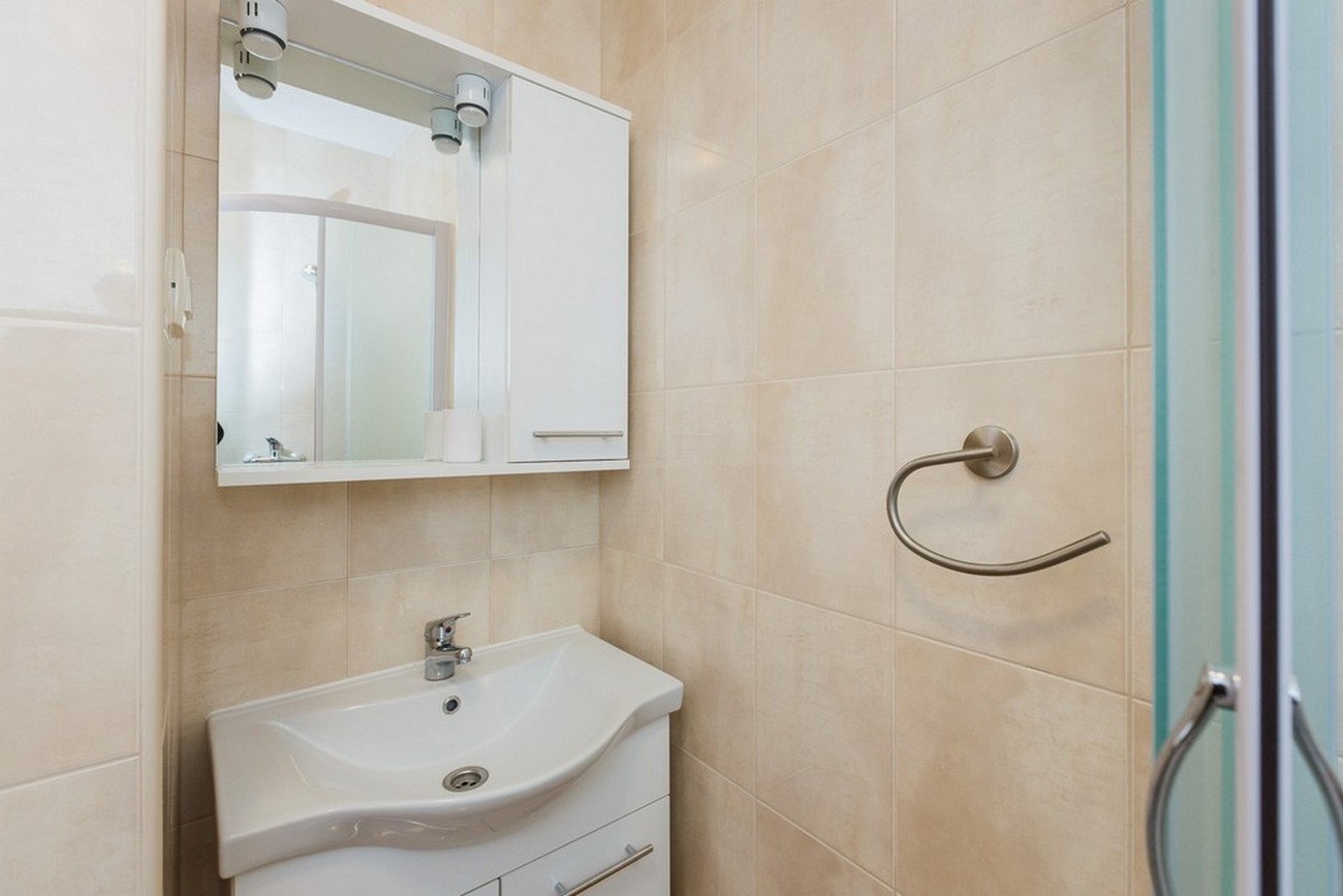 Two bedroom apartment with terrace and sea view Mastrinka, Čiovo  A-a
