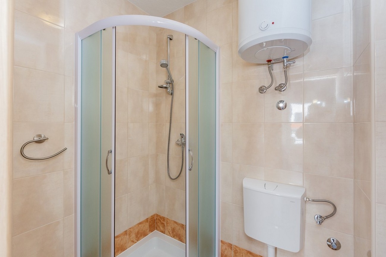 Two bedroom apartment with terrace and sea view Mastrinka, Čiovo  A-a