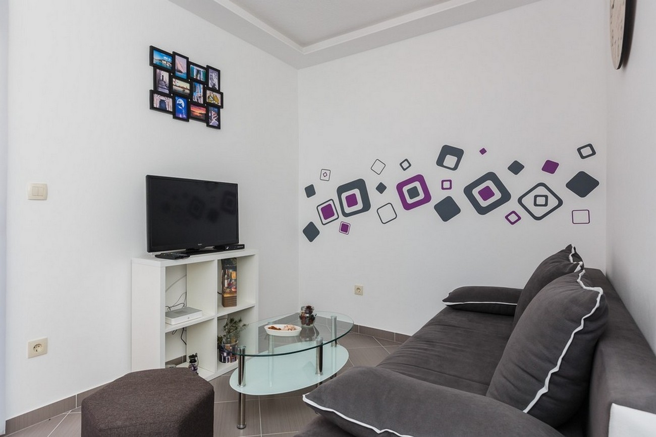 Two bedroom apartment with terrace and sea view Mastrinka, Čiovo  A-a