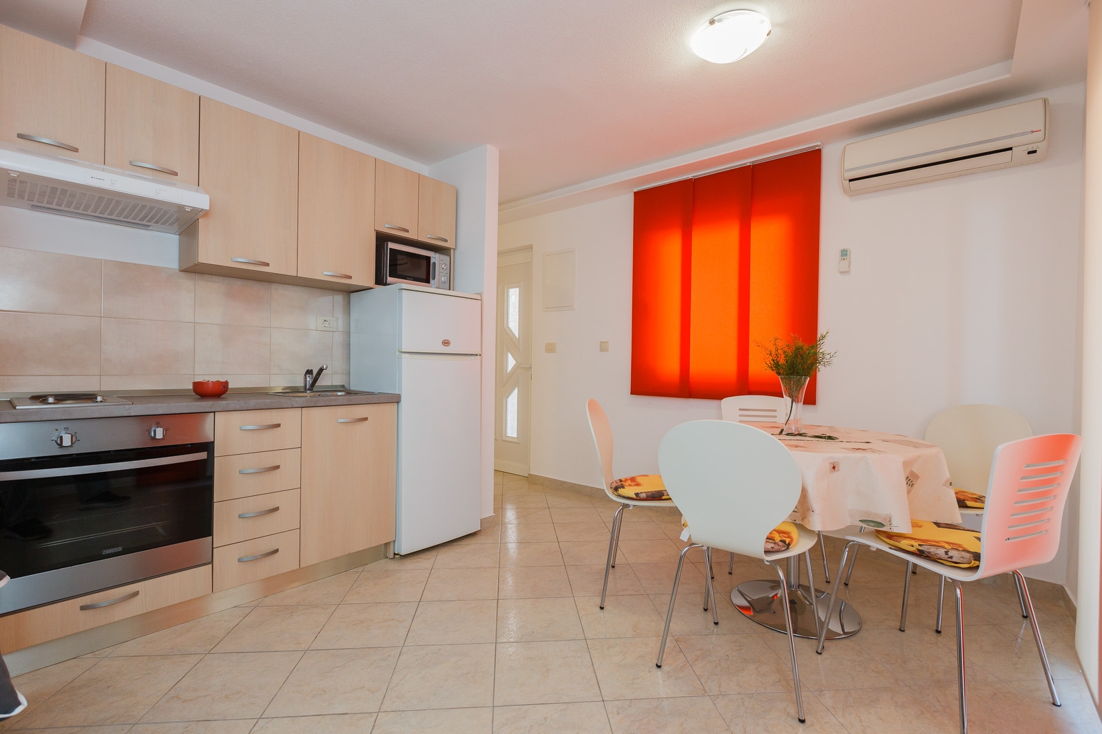 Two bedroom apartment with terrace Mastrinka, Čiovo  A-c