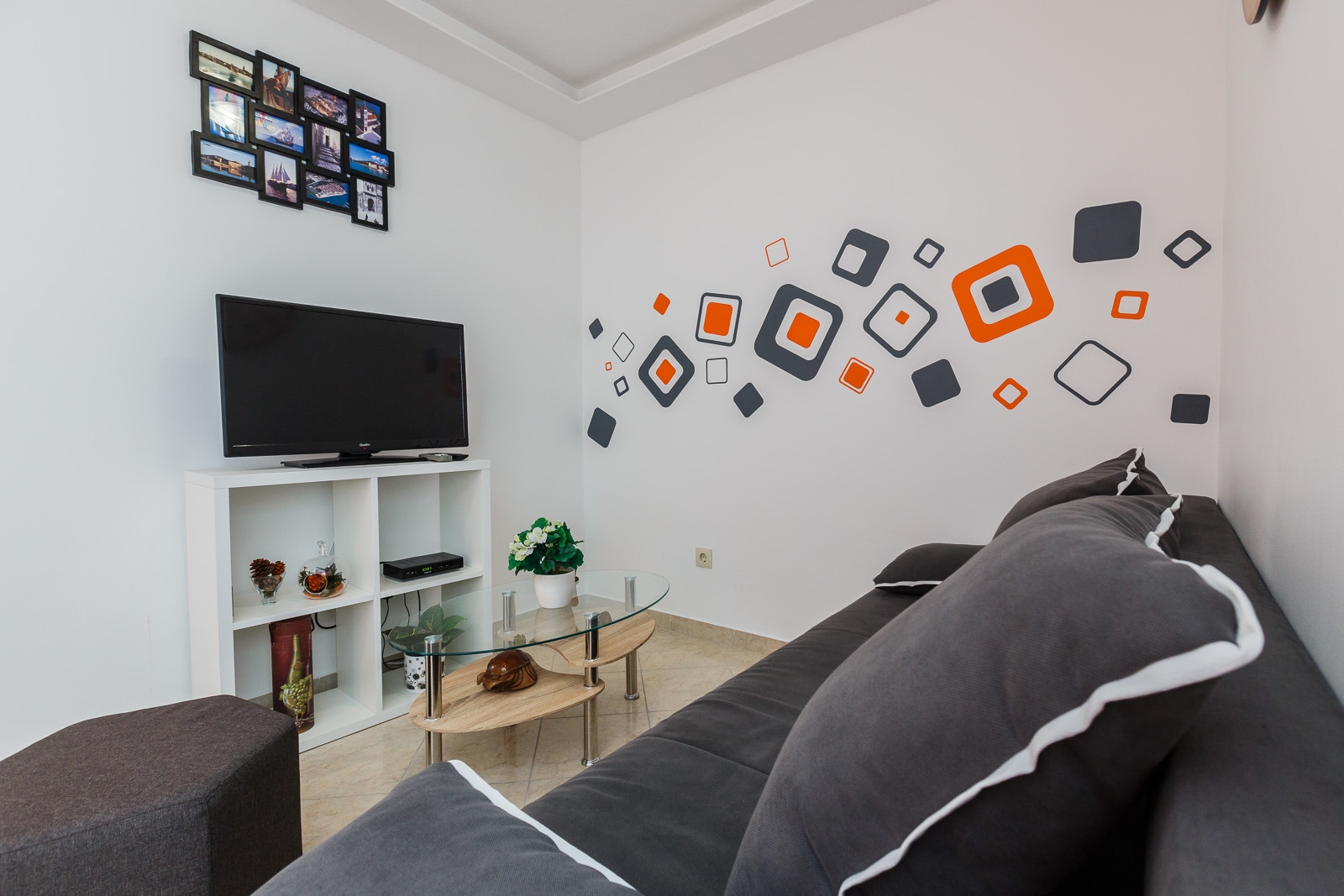 Two bedroom apartment with terrace Mastrinka, Čiovo  A-c