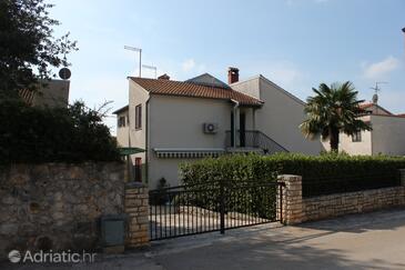 Property Rovinj, Rovinj, Property 2298 - Apartments with pebble beach.