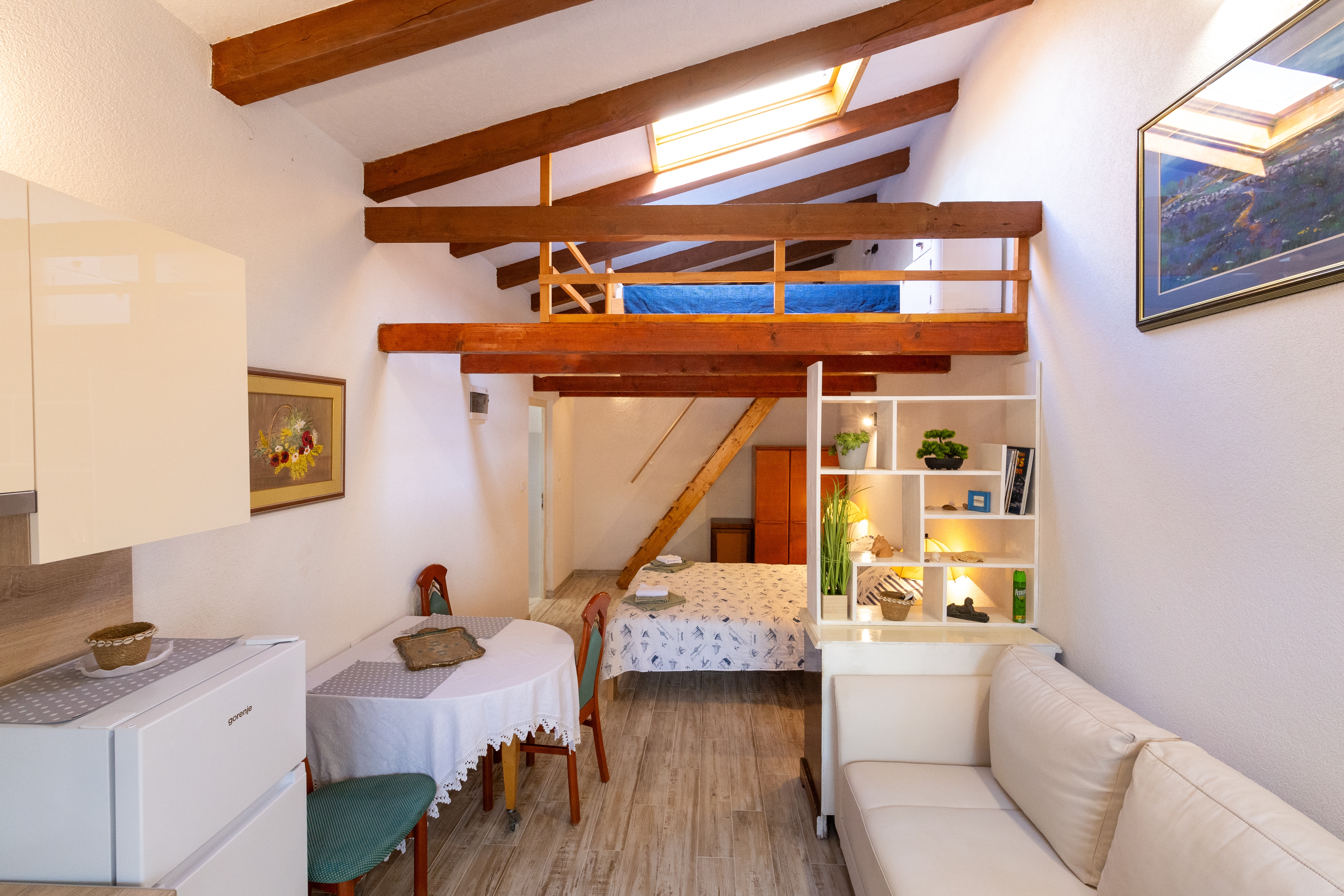 Studio flat with terrace Stari Grad, Hvar (AS-22986-a) Studio flat with terrace Stari Grad, Hvar (AS-22986-a)