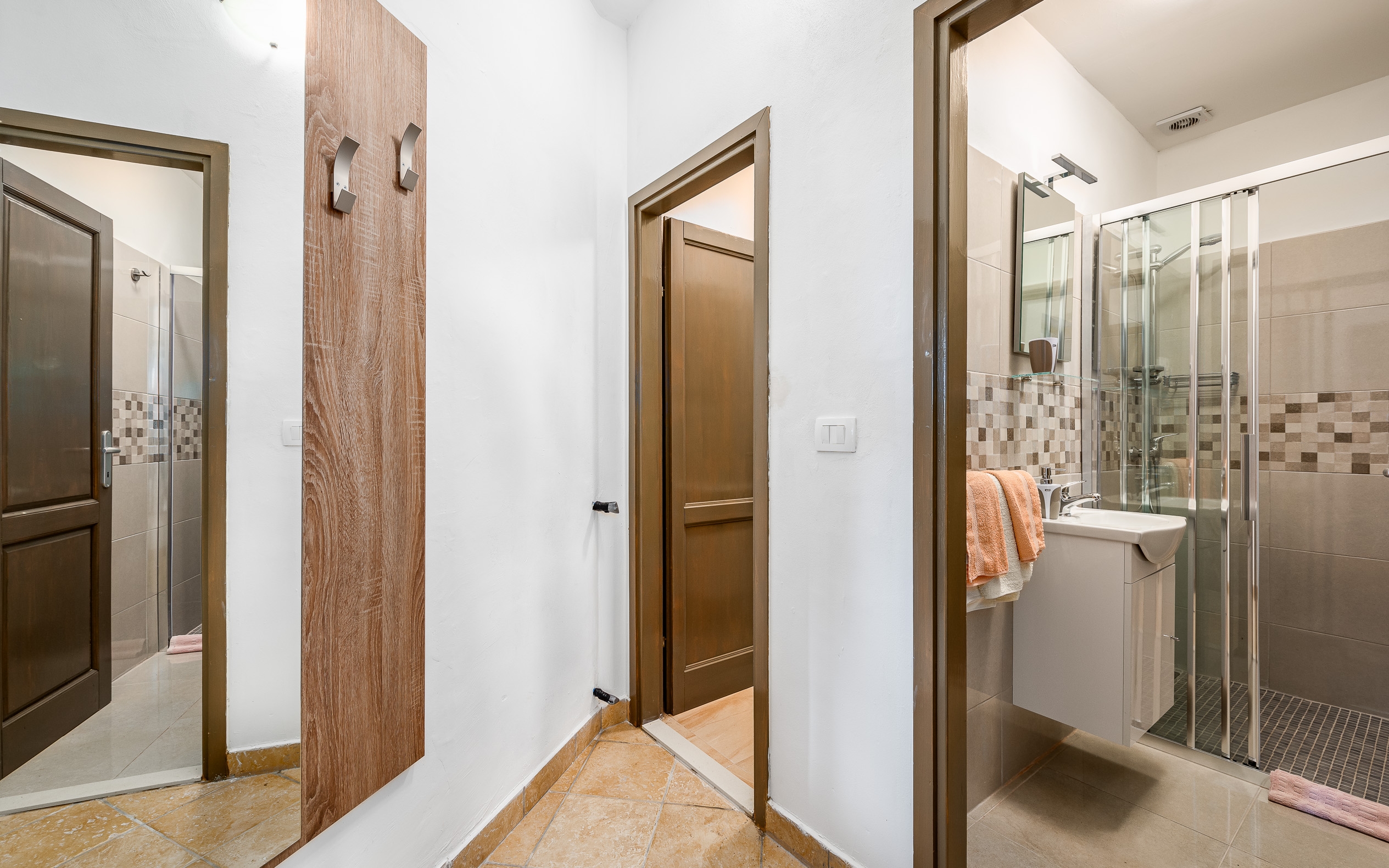 One bedroom apartment with terrace and sea view Drenje, Labin  A-f