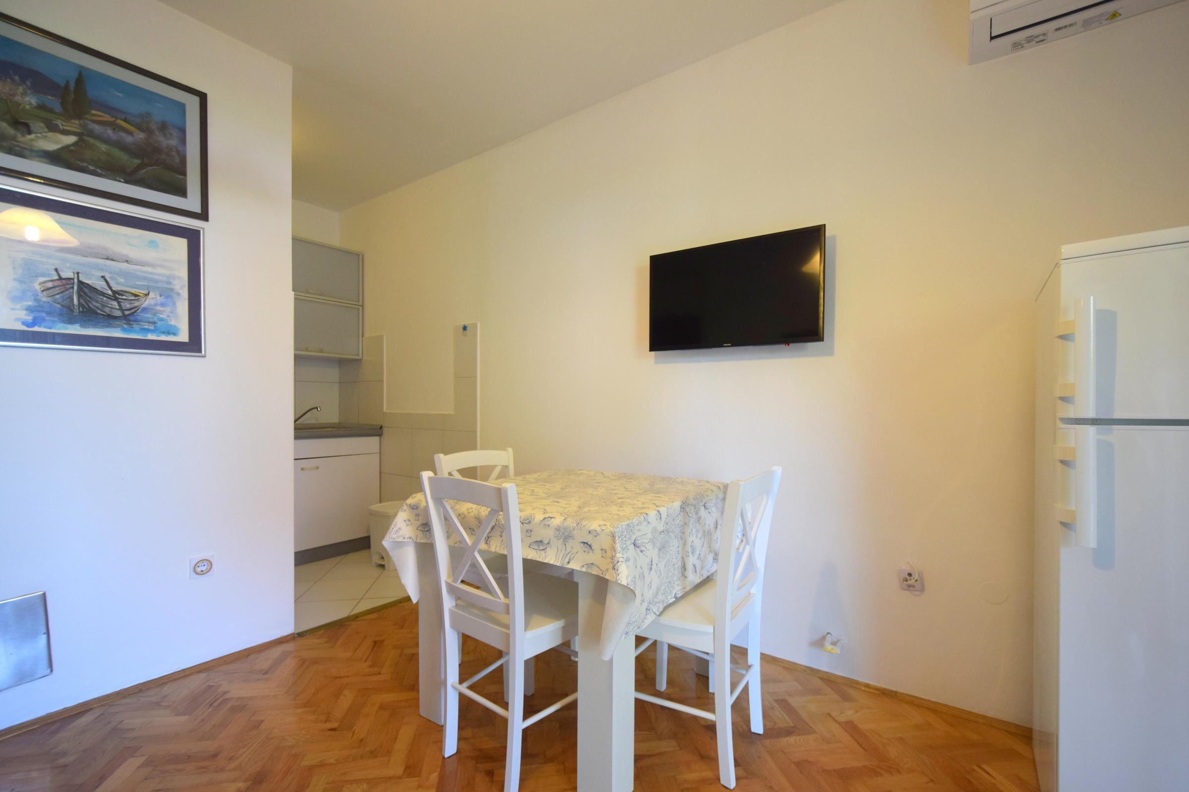 One bedroom apartment with terrace Malinska, Krk  A-a