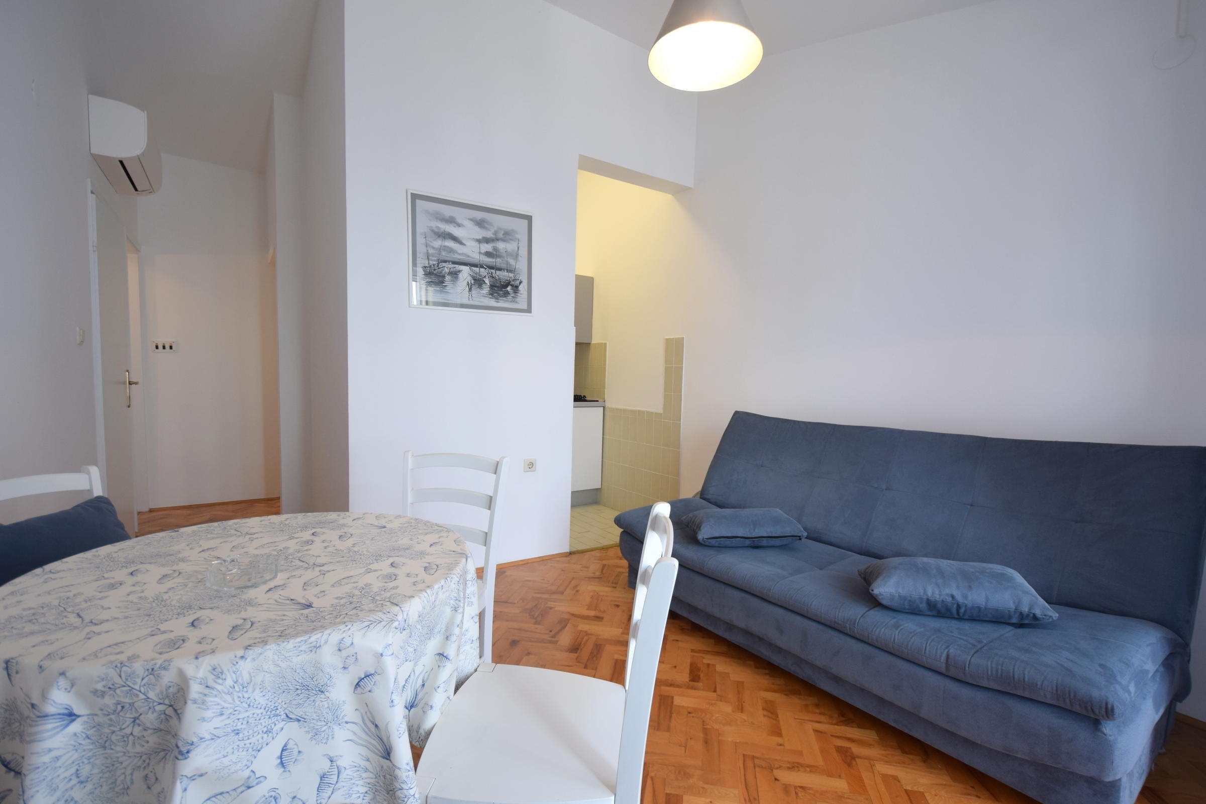 One bedroom apartment with balcony Malinska, Krk  A-c