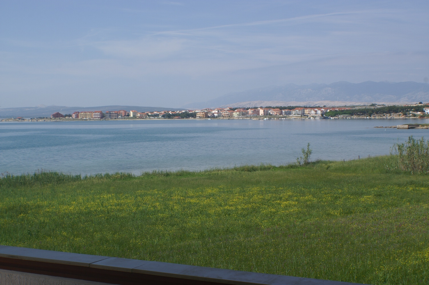 Two bedroom apartment with terrace and sea view Povljana, Pag  A-c