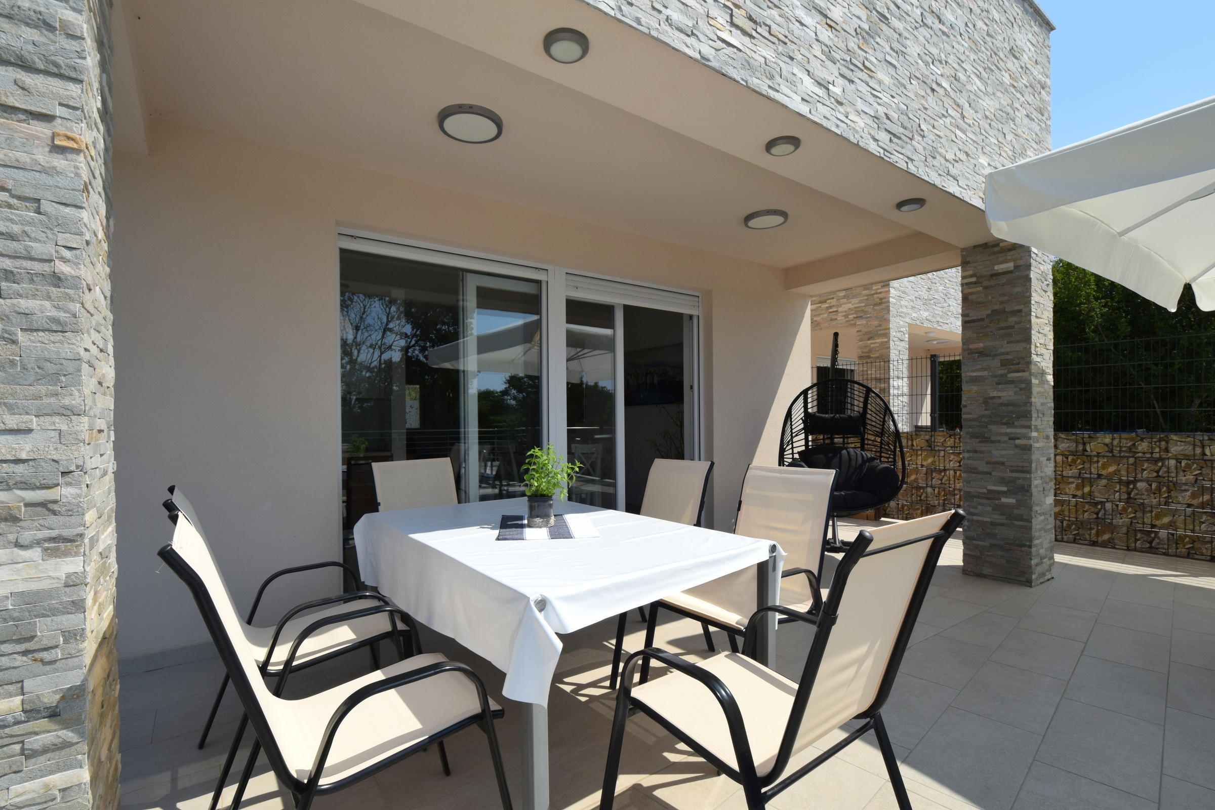 Three bedroom house with terrace Barušići, Krk  K