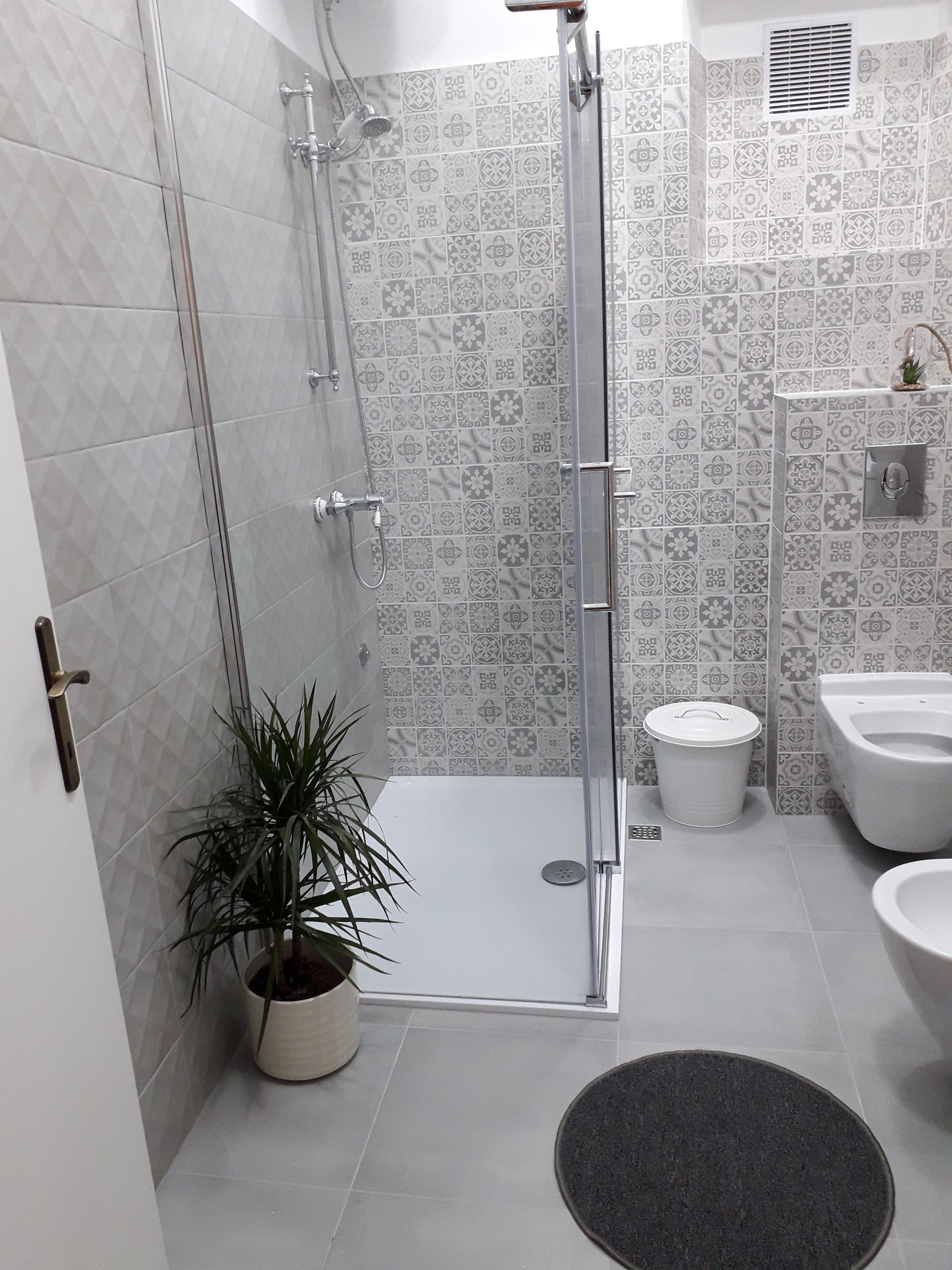 Four bedroom house near beach Orebić, Pelješac  K