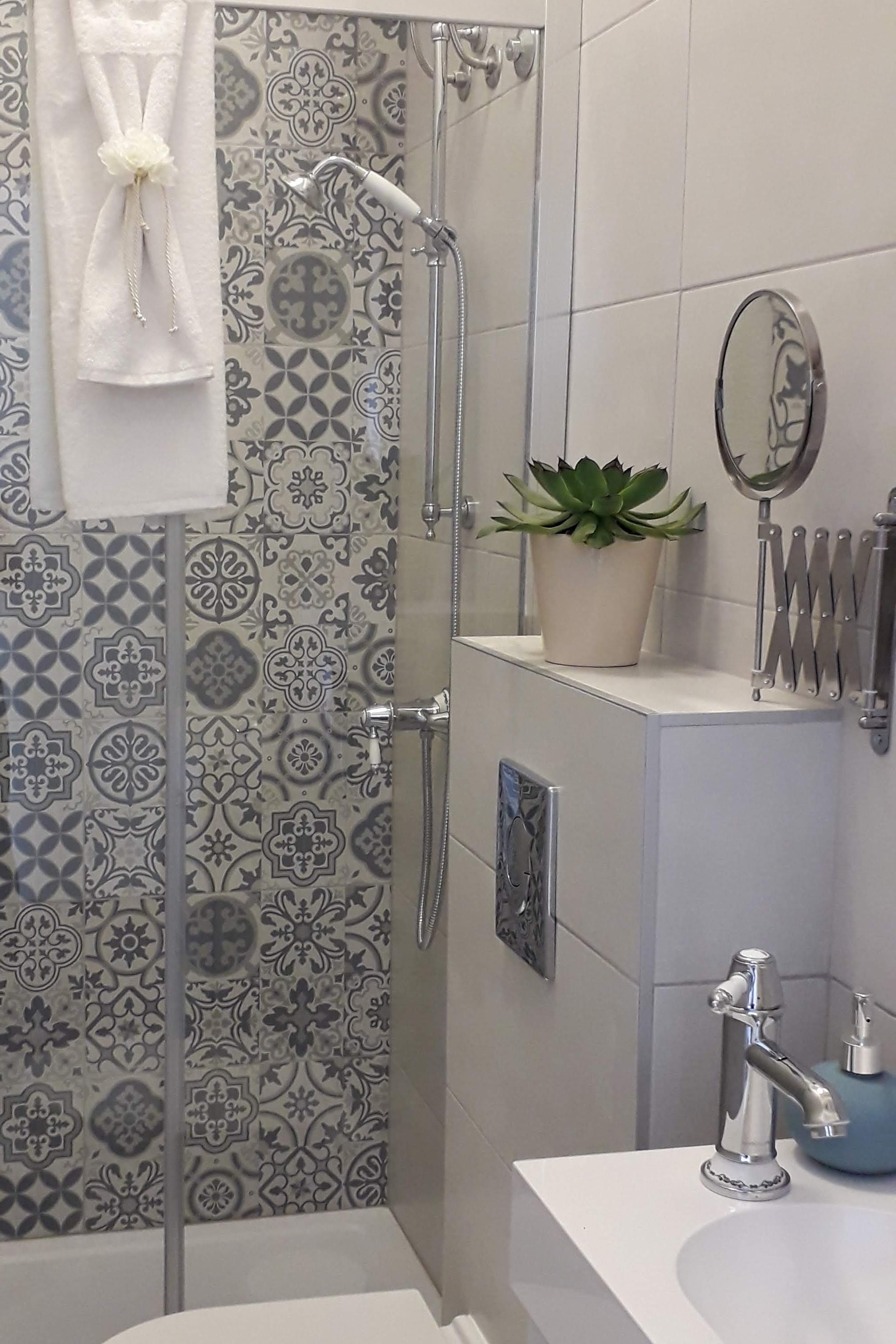 Four bedroom house near beach Orebić, Pelješac  K