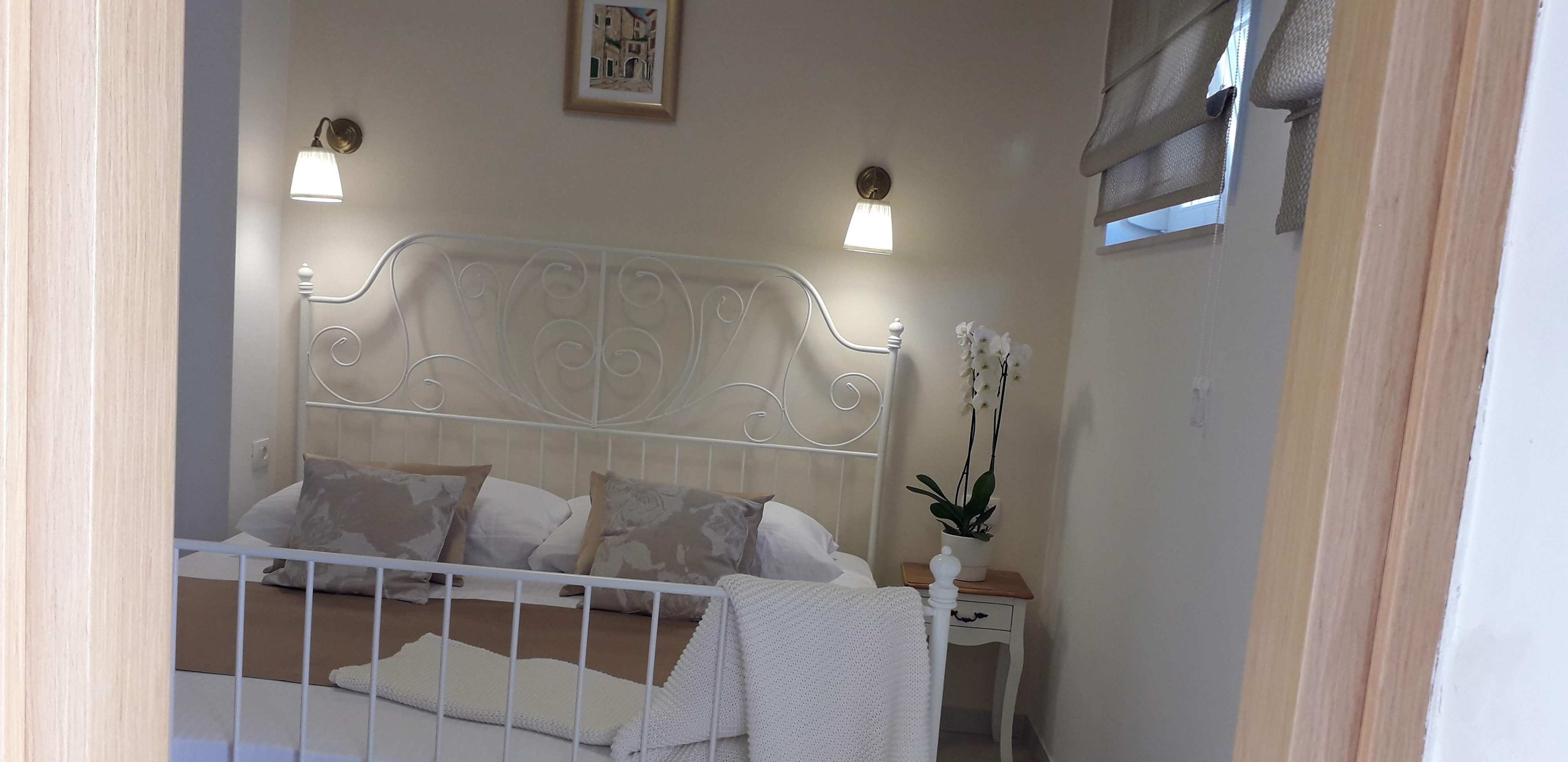 Four bedroom house near beach Orebić, Pelješac  K