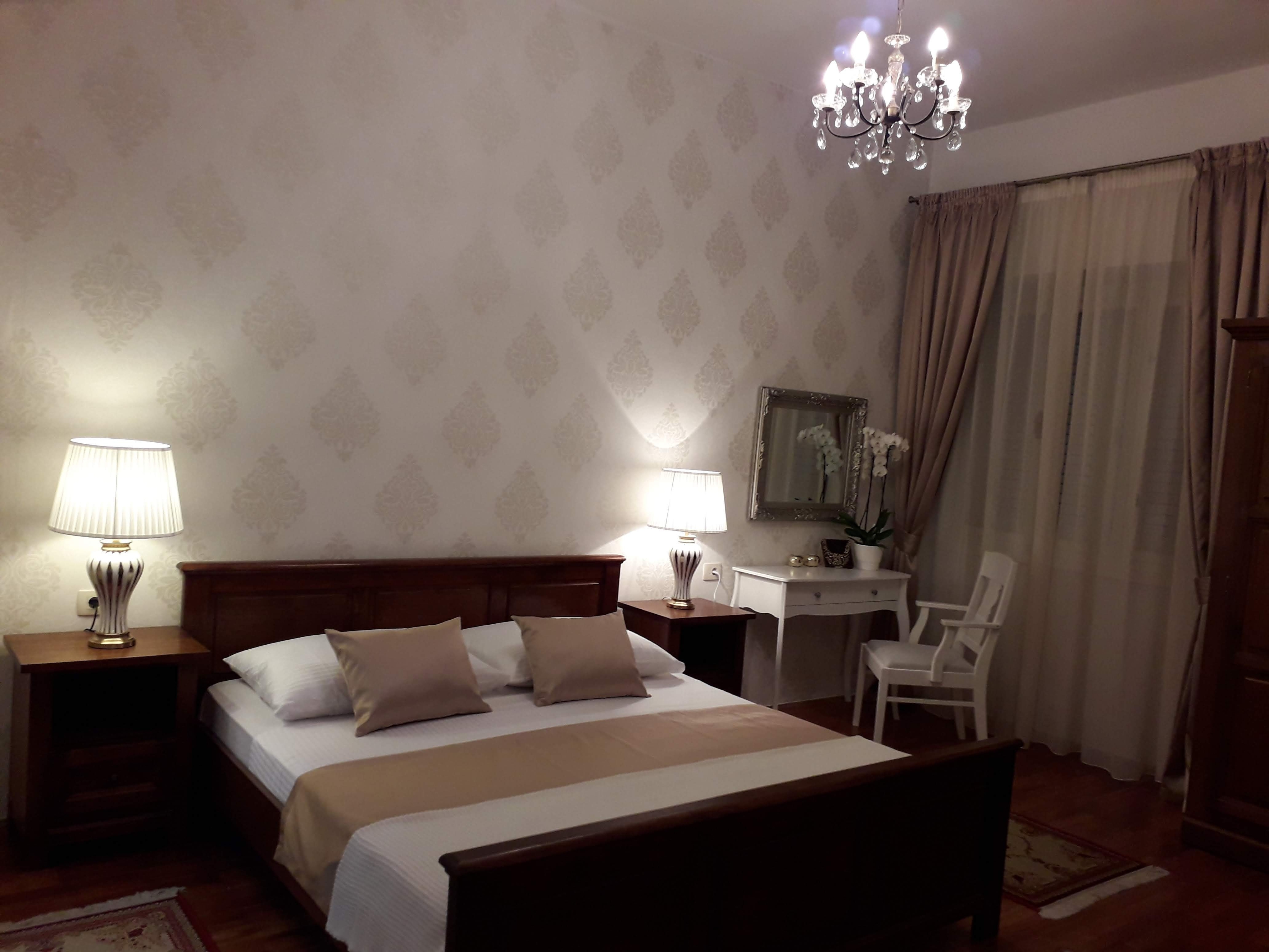 Four bedroom house near beach Orebić, Pelješac  K