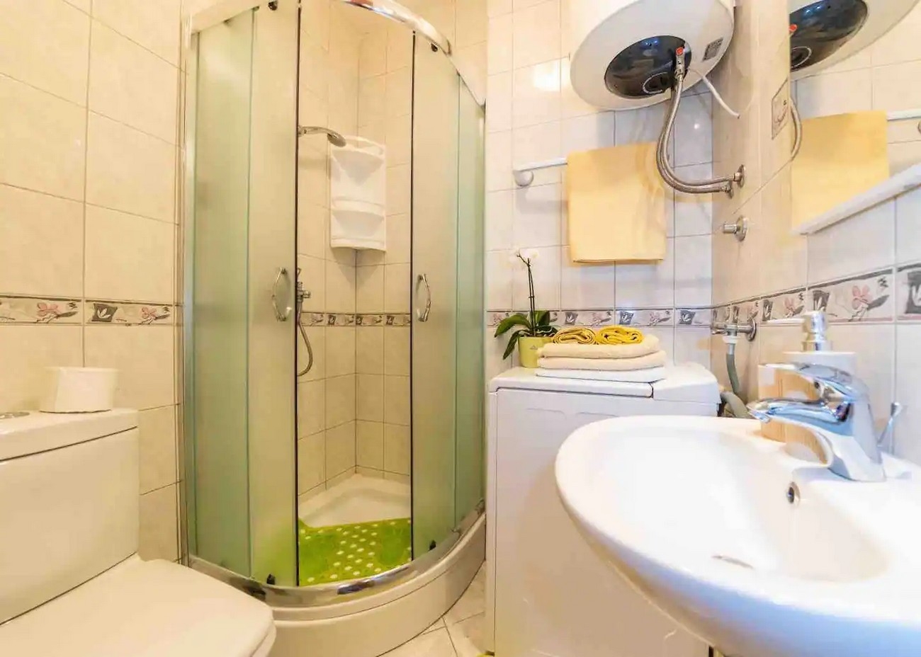 Two bedroom apartment near beach Cavtat, Dubrovnik  A-a