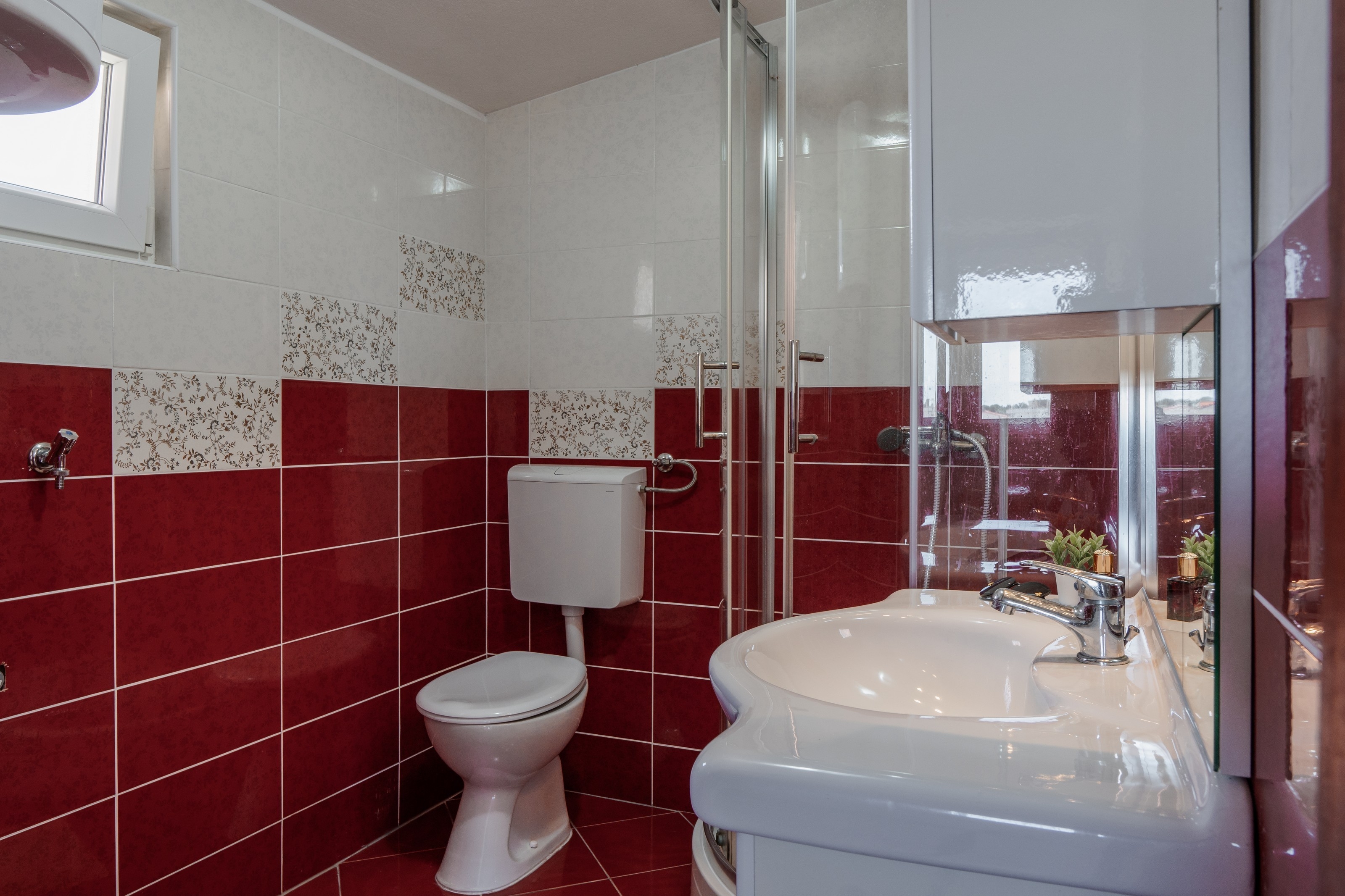 One bedroom apartment with air-conditioning Vir  A-a