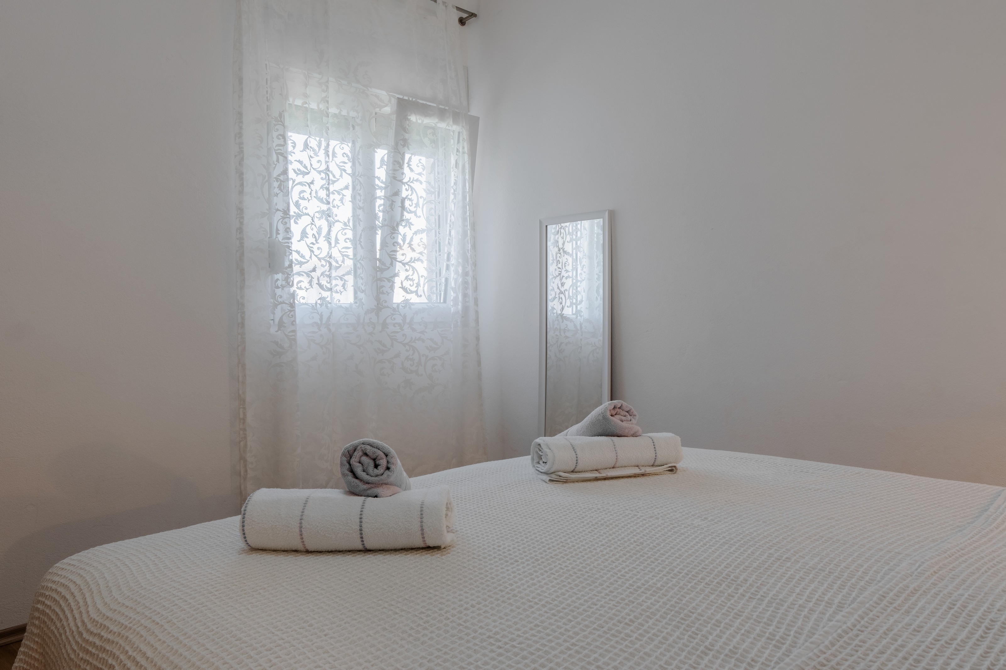 One bedroom apartment with air-conditioning Vir  A-a