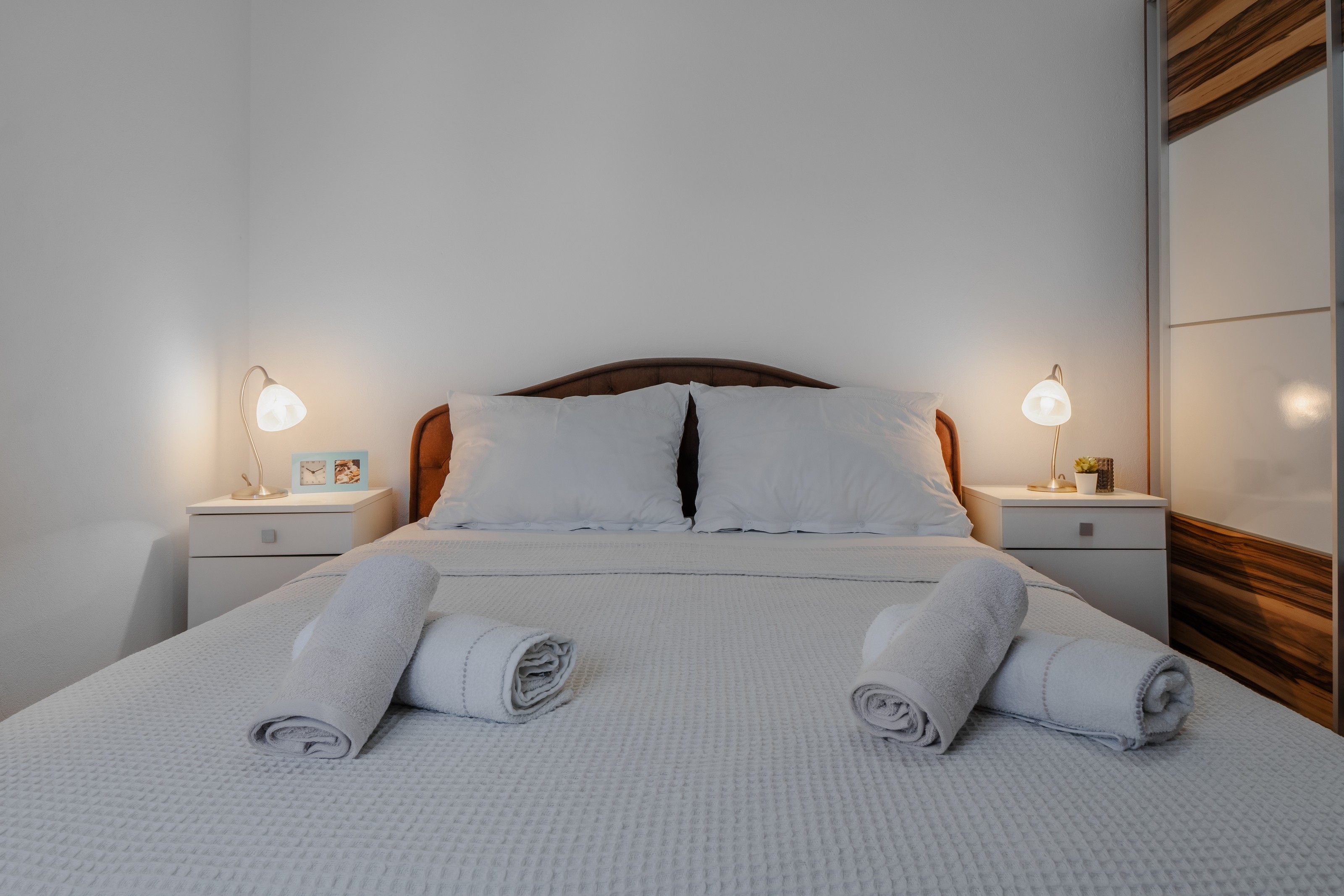 One bedroom apartment with air-conditioning Vir  A-a