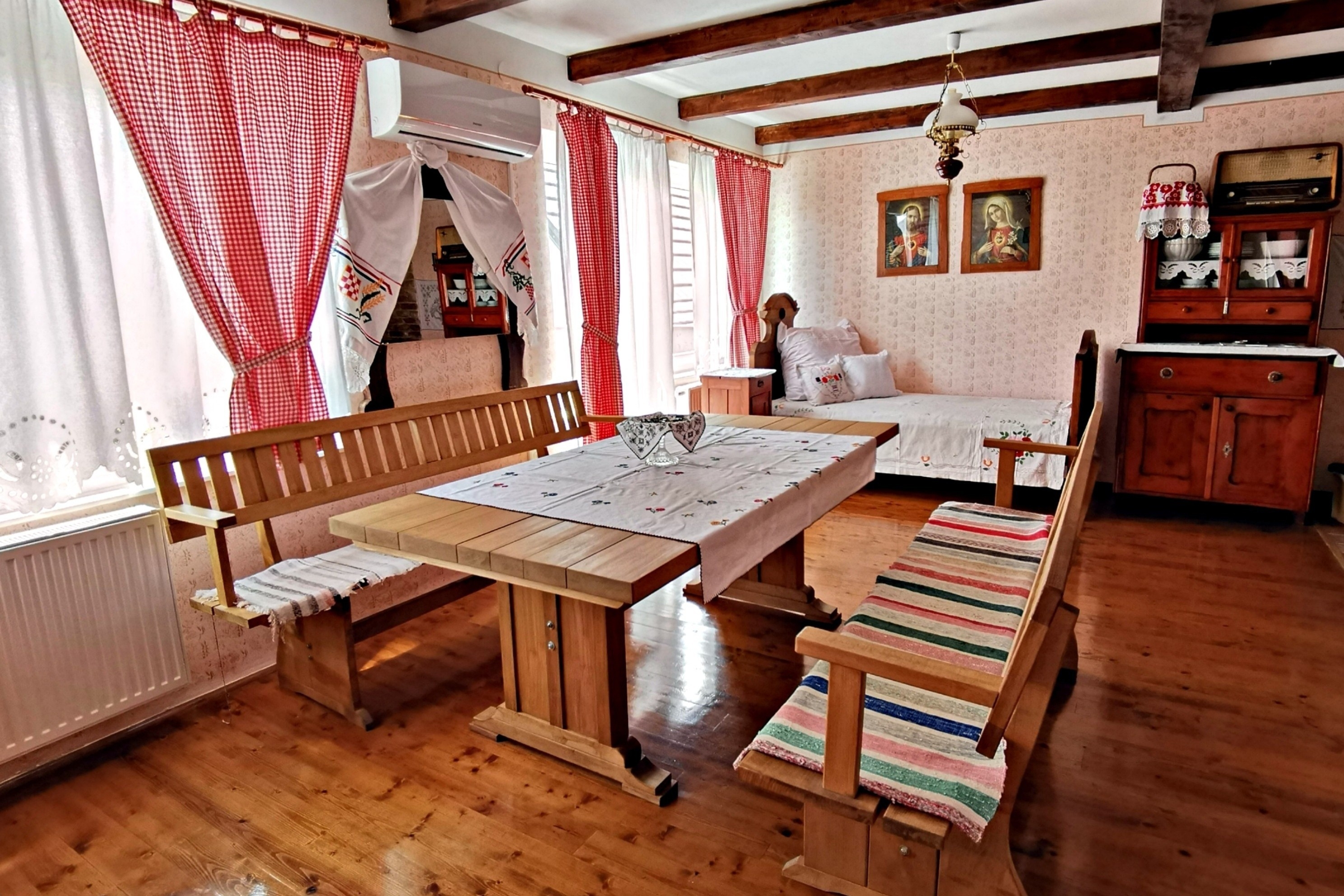 Three bedroom apartment with terrace Pleternica, Slavonija (A-23027-a)