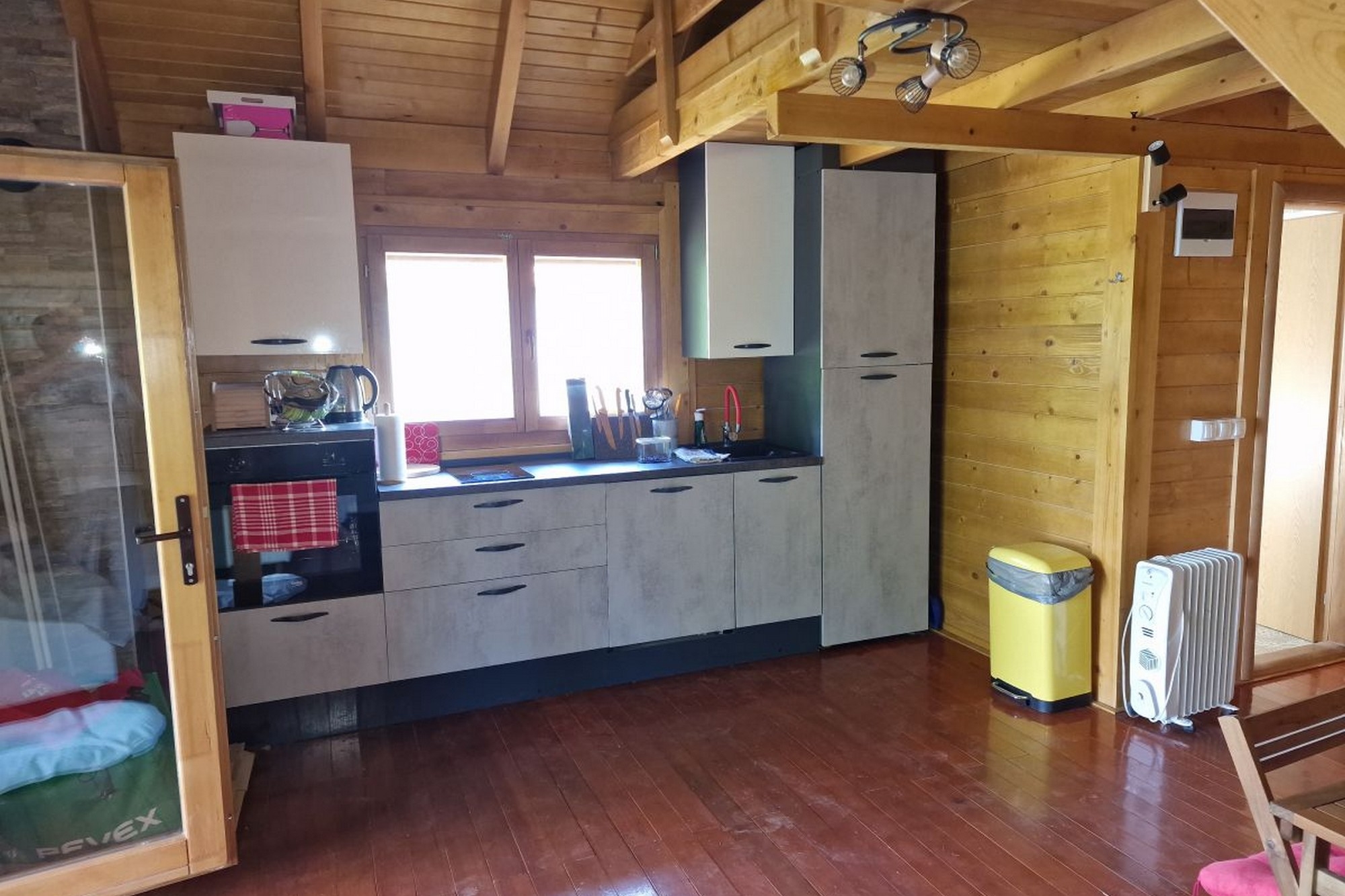 Two bedroom house with terrace Zarilac, Slavonija  K