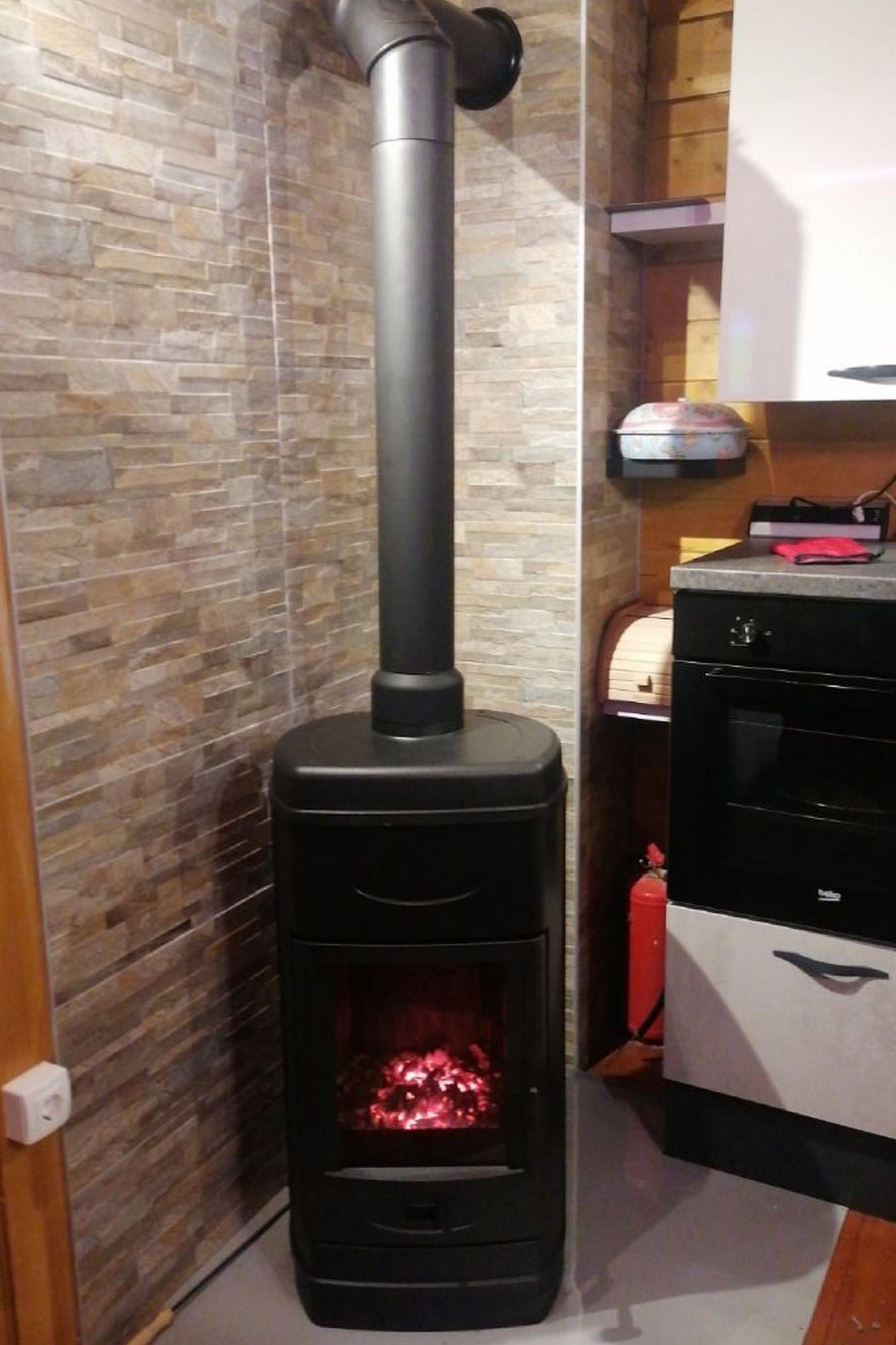 Two bedroom house with terrace Zarilac, Slavonija  K