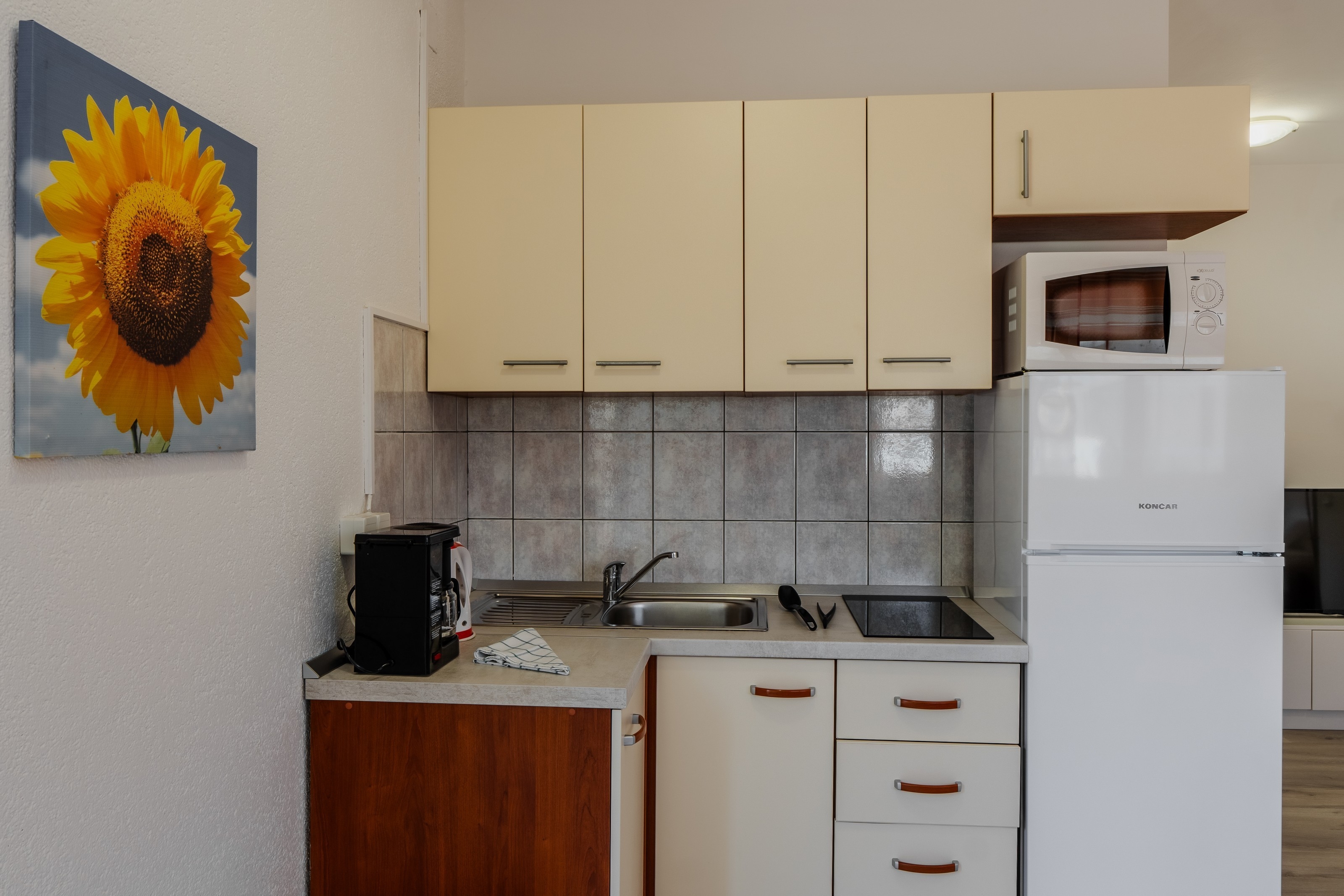 One bedroom apartment with air-conditioning Vir  A-a