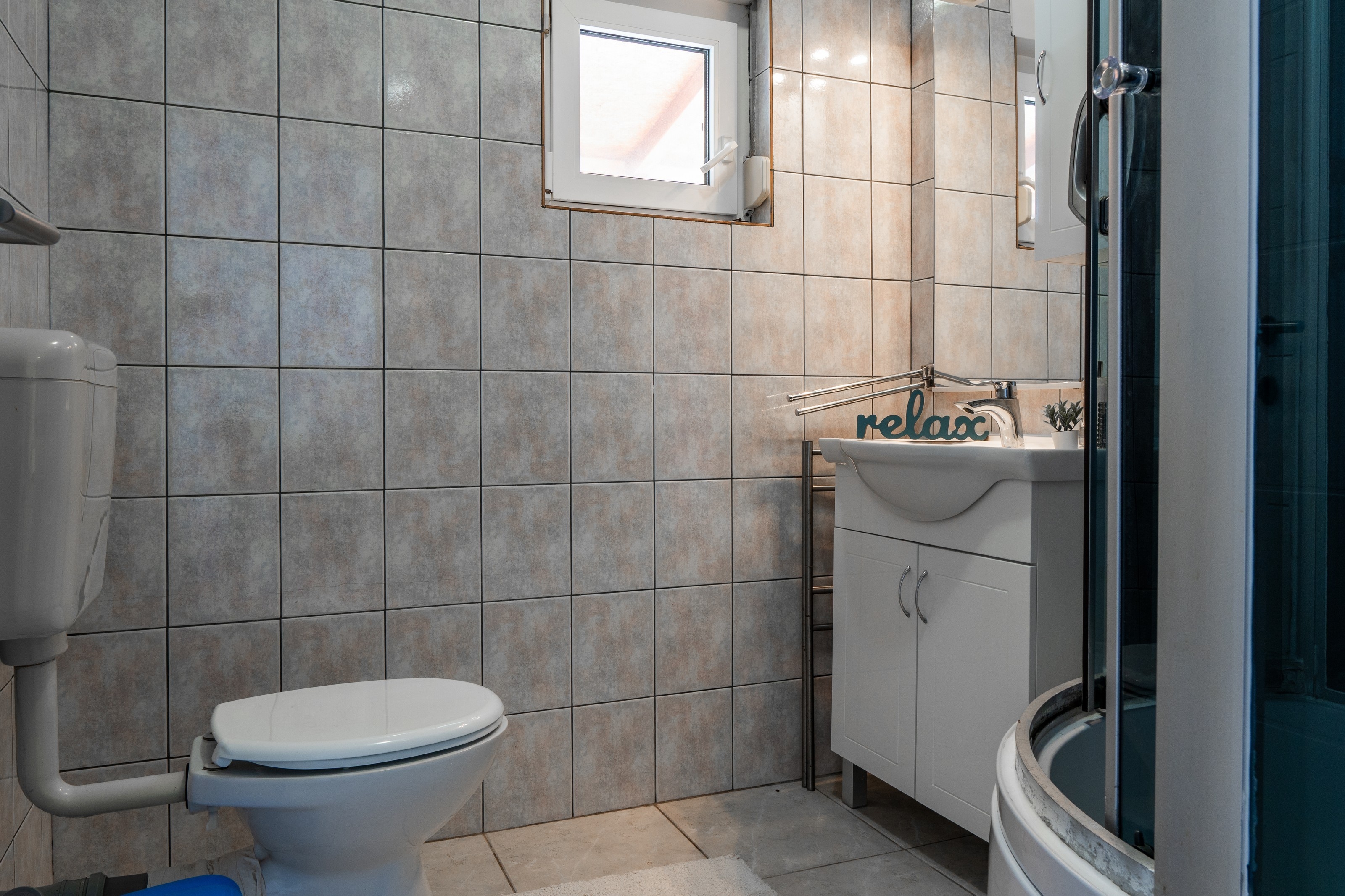 One bedroom apartment with air-conditioning Vir  A-b