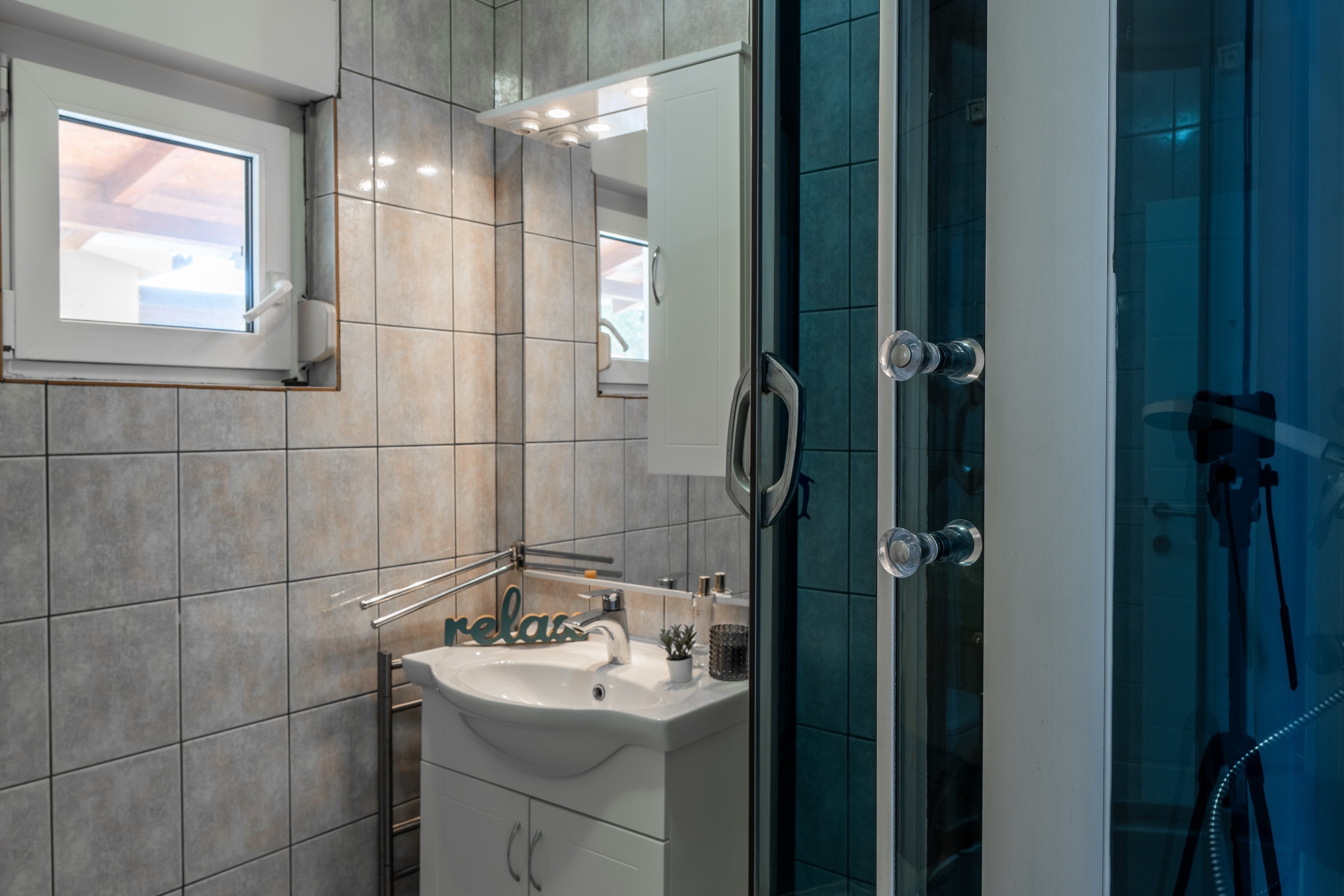 One bedroom apartment with air-conditioning Vir  A-b