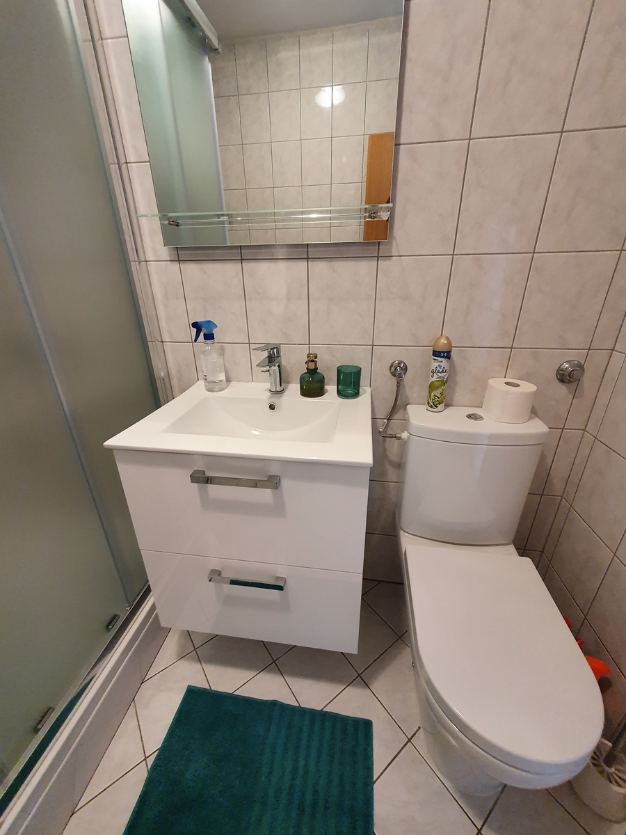 Two bedroom apartment with terrace and sea view Malinska, Krk  A-a