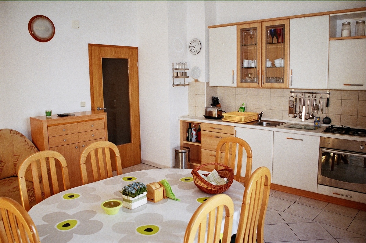 Two bedroom apartment with terrace and sea view Malinska, Krk  A-a