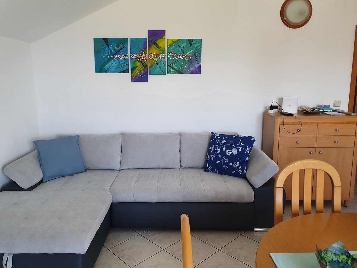 Two bedroom apartment with terrace and sea view Malinska, Krk  A-a
