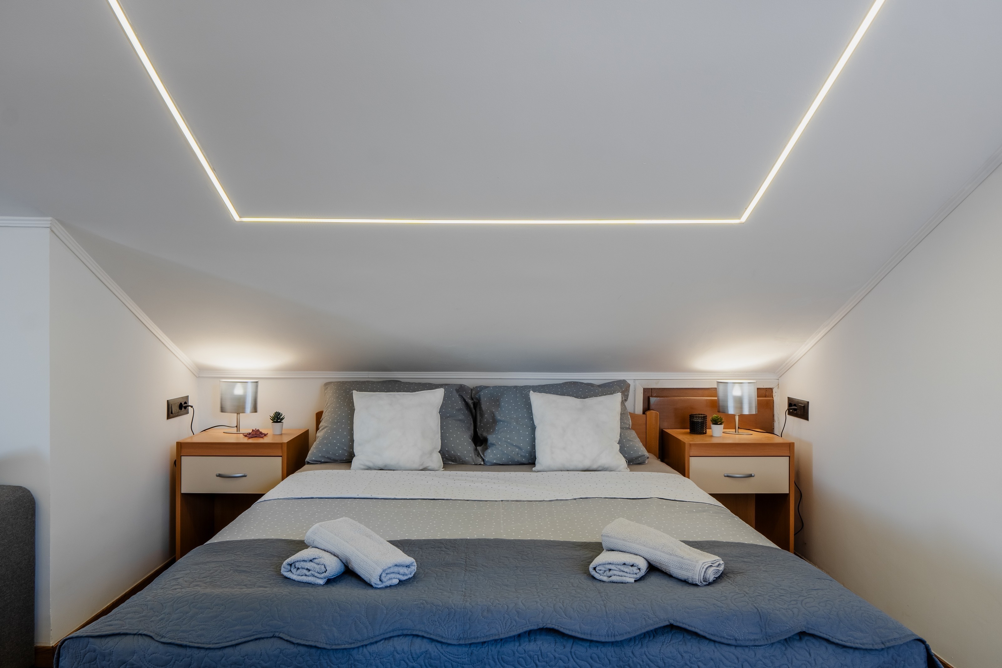 Studio flat with balcony Vir  AS-a