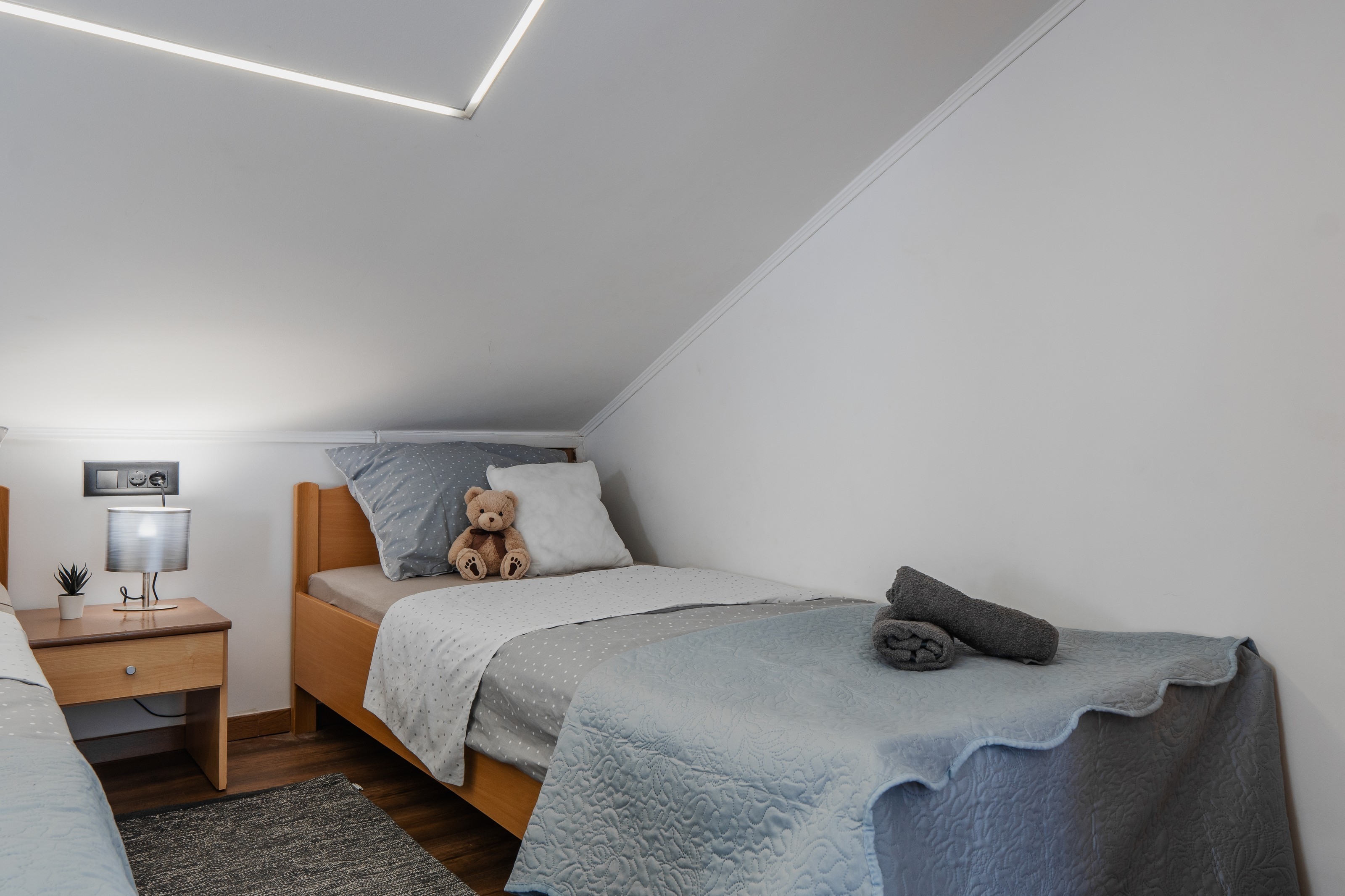 Studio flat with balcony Vir  AS-b