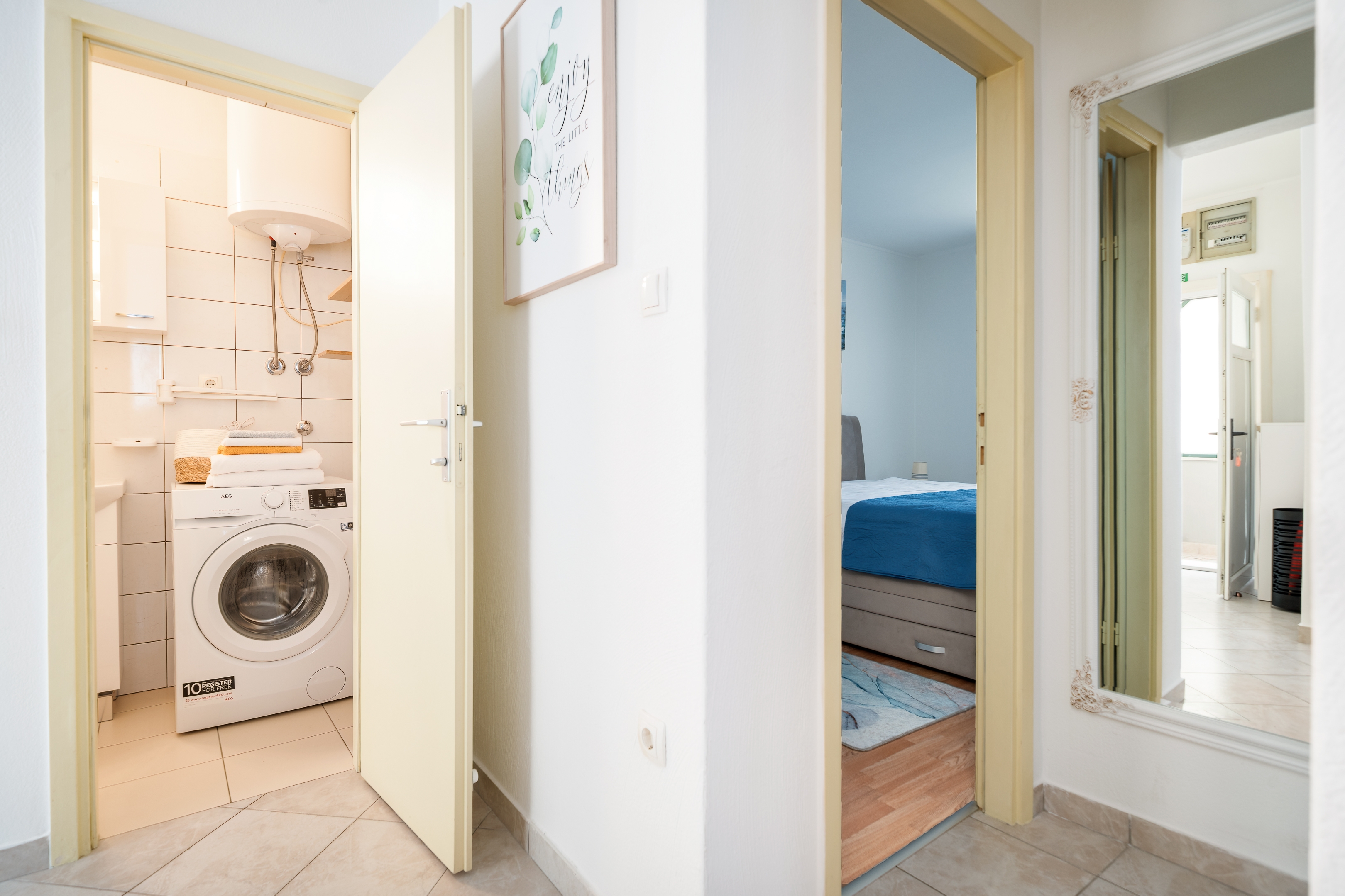 Two bedroom house with terrace Dugi Rat, Omiš  K