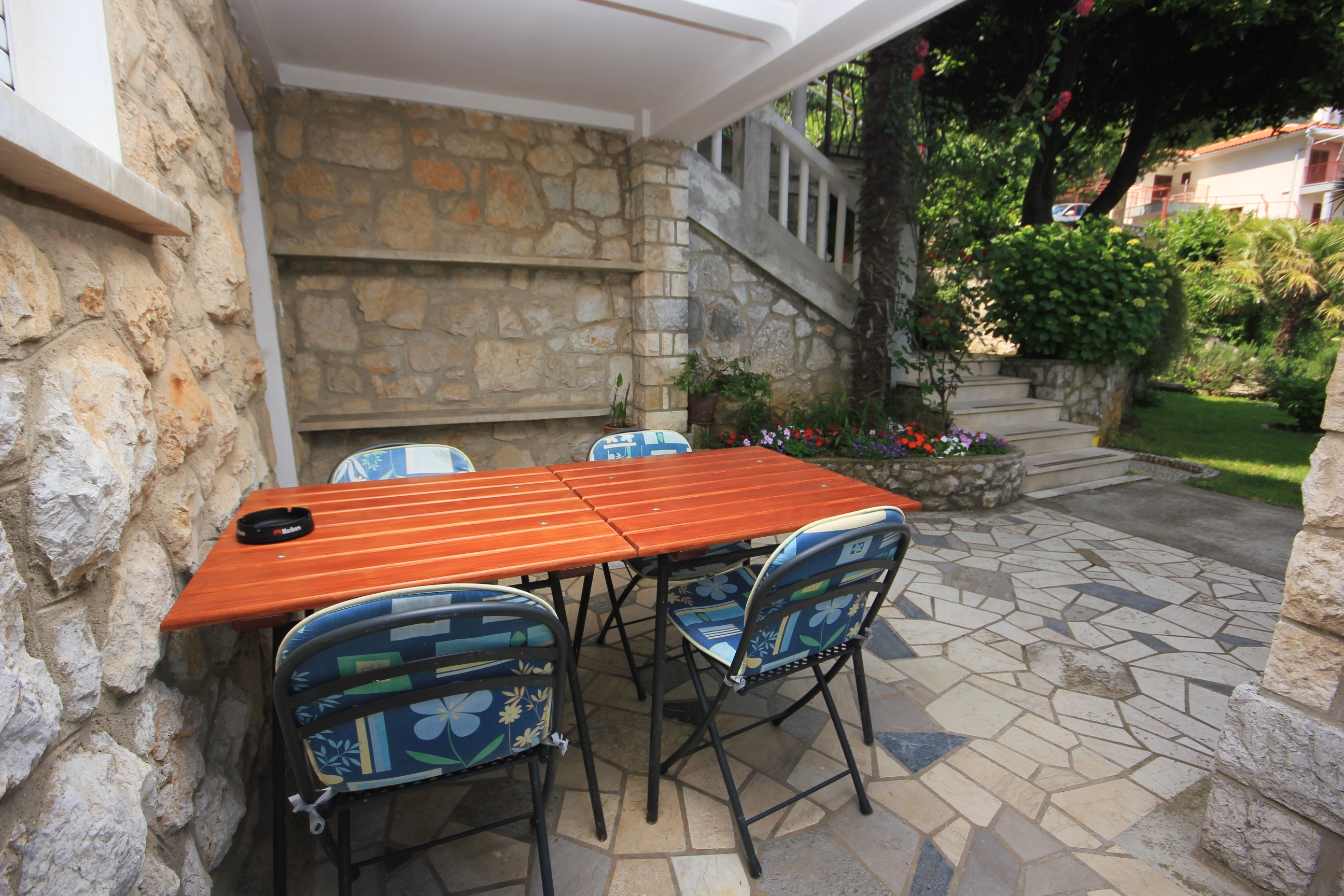 One bedroom apartment with terrace Medveja, Opatija  A-b