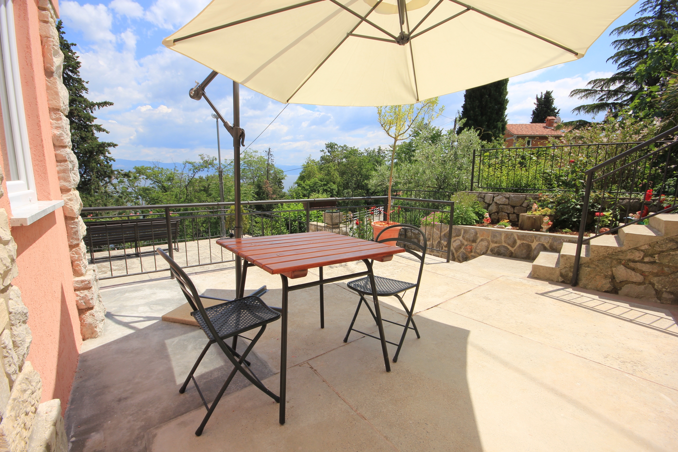 One bedroom apartment with terrace and sea view Medveja, Opatija (A-2305-c)