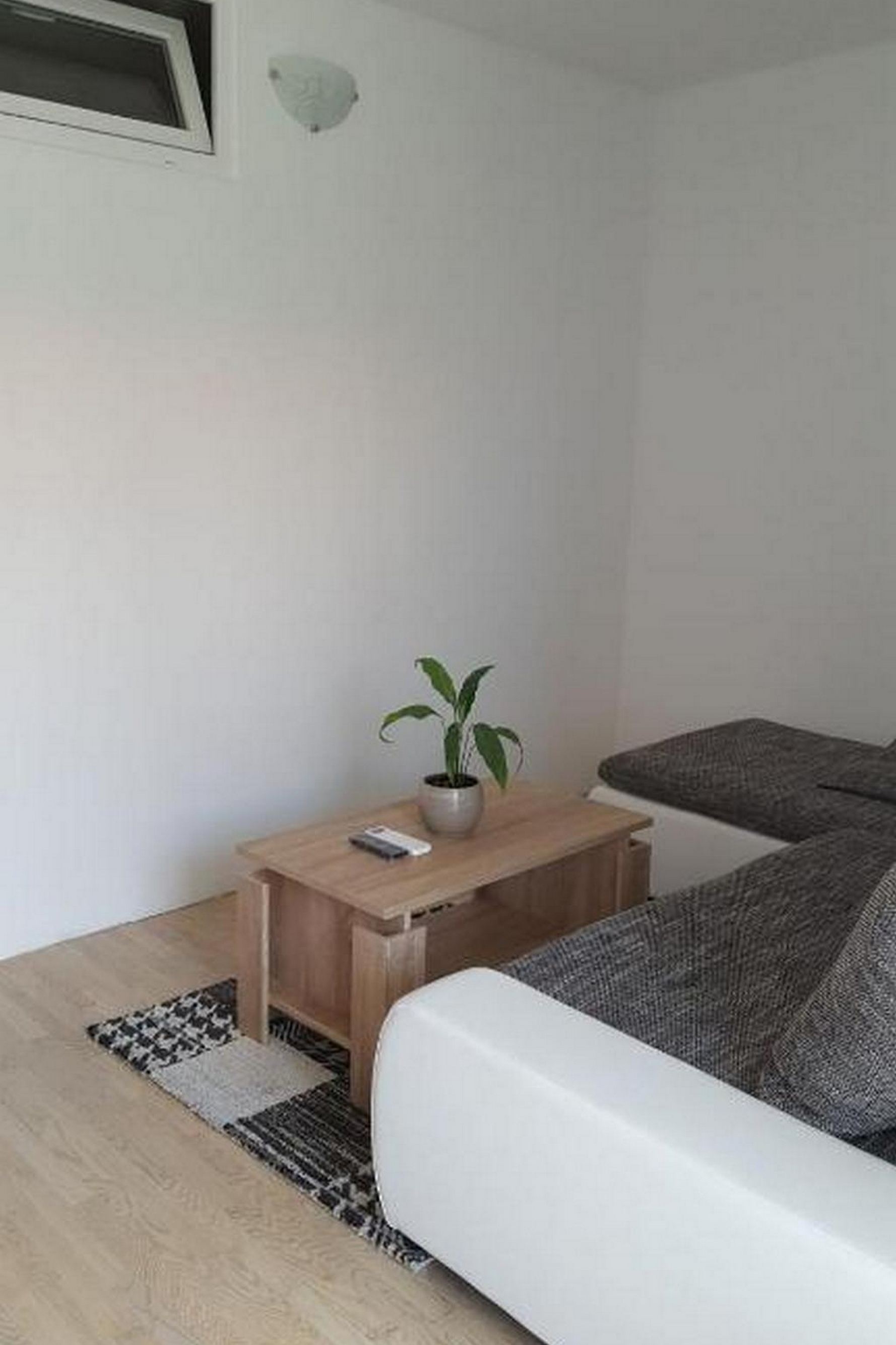 One bedroom apartment with balcony Zadar (A-23051-a) One bedroom apartment with balcony Zadar (A-23051-a)